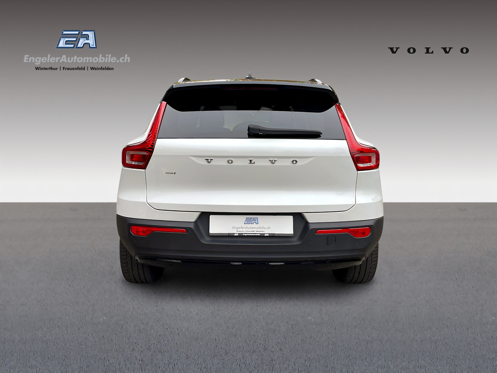 VOLVO XC40 1.5 T5 PiH R-Design-image-3