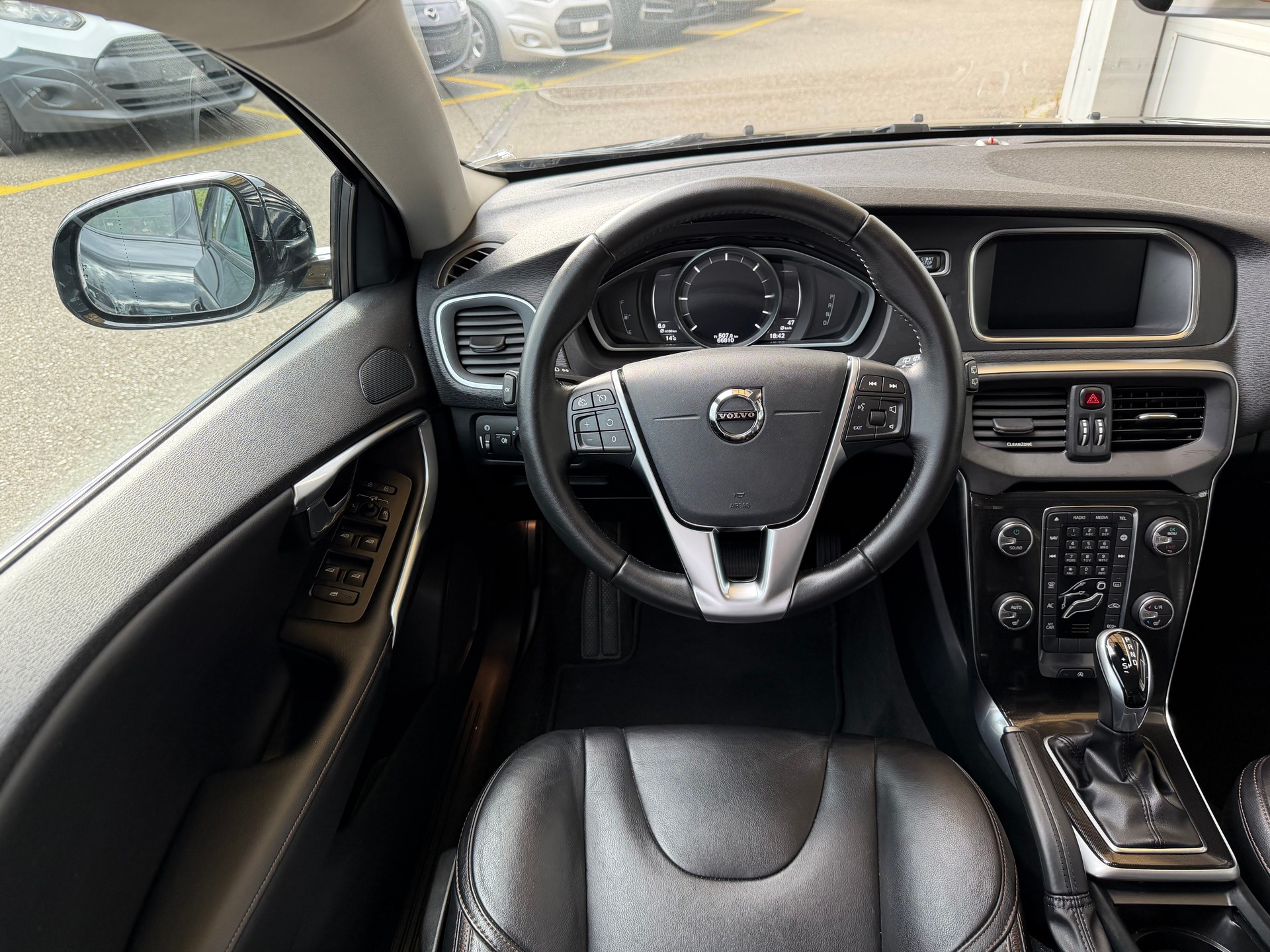 VOLVO V40 Cross Country Pro D2 Geartronic-image-8
