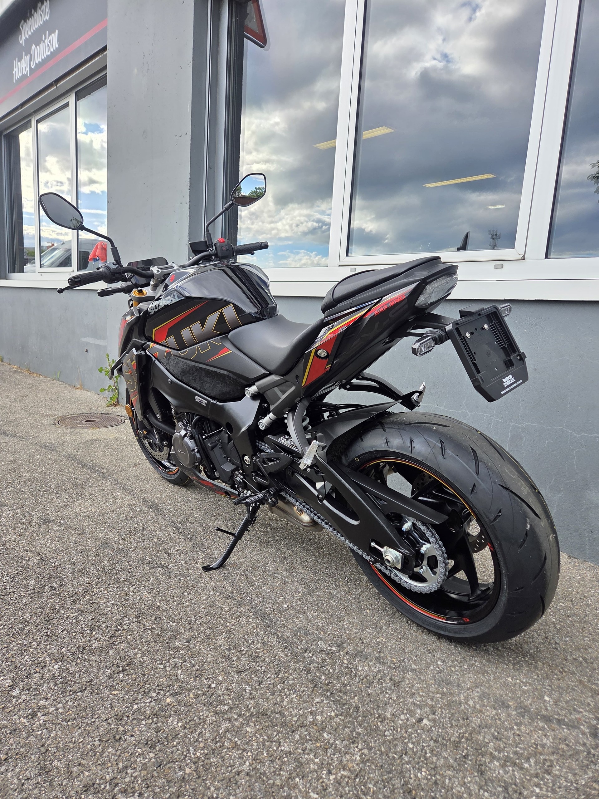 SUZUKI GSX-S 1000 EVO-image-3