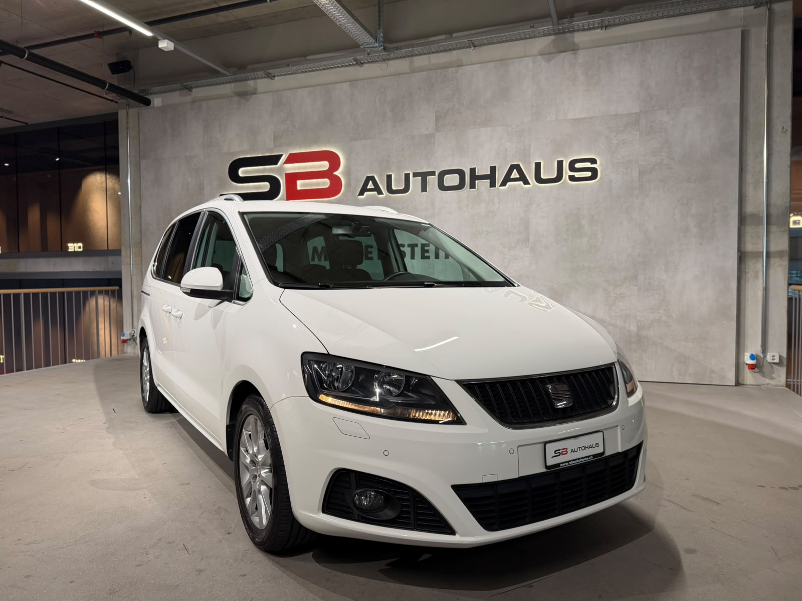 SEAT Alhambra 2.0 TDI Style Eco DSG (CH)-image-3