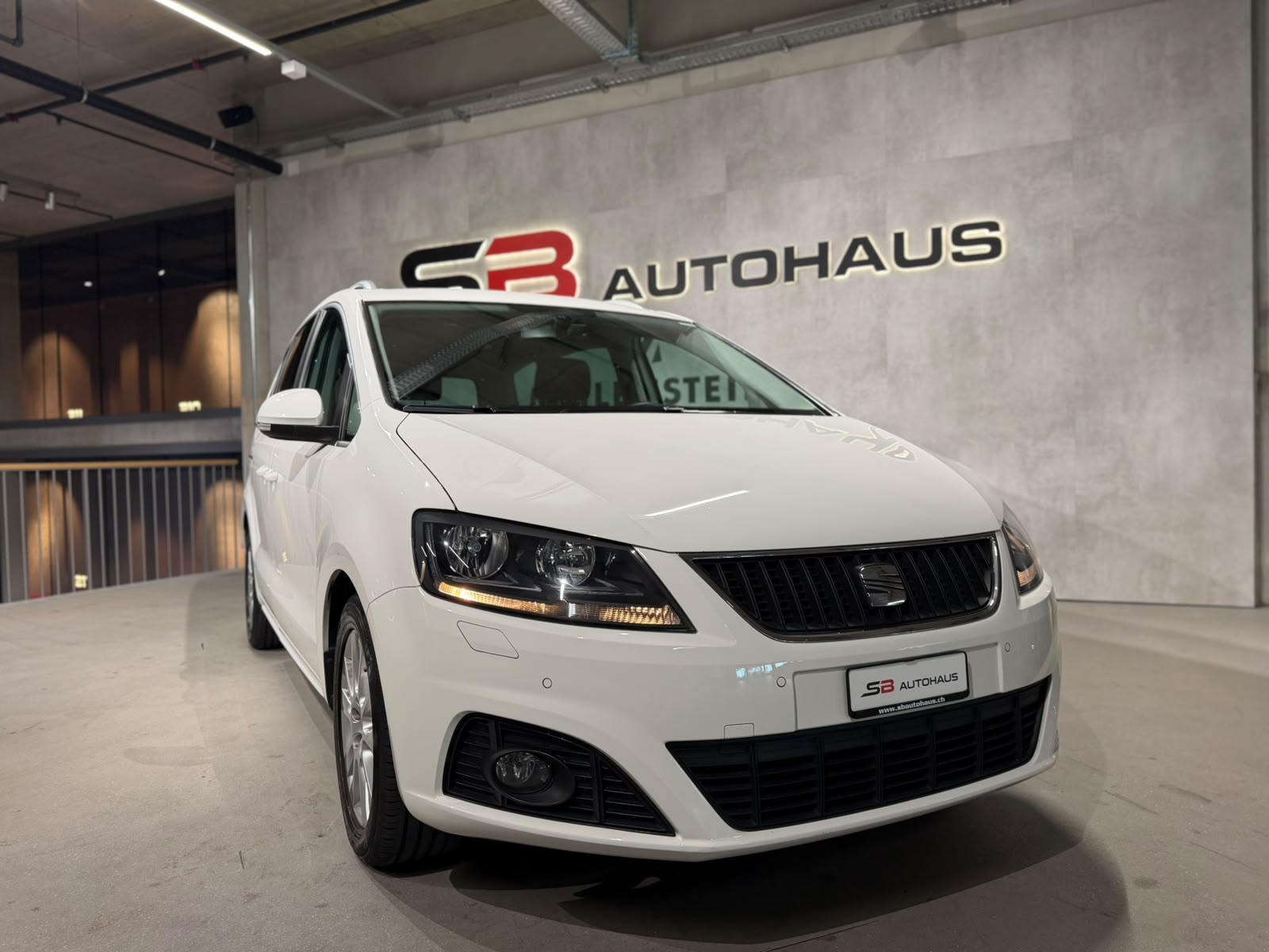 SEAT Alhambra 2.0 TDI Style Eco DSG (CH)-image-4