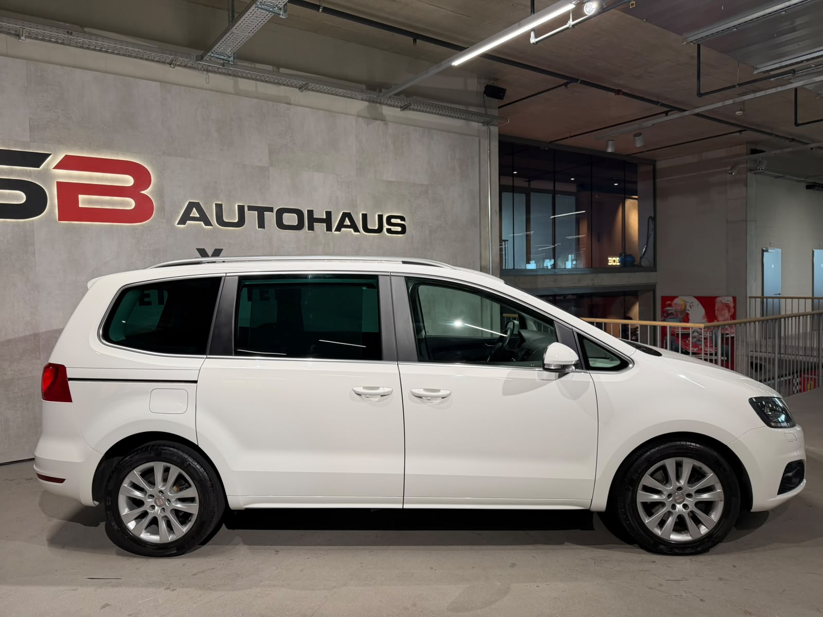SEAT Alhambra 2.0 TDI Style Eco DSG (CH)-image-6