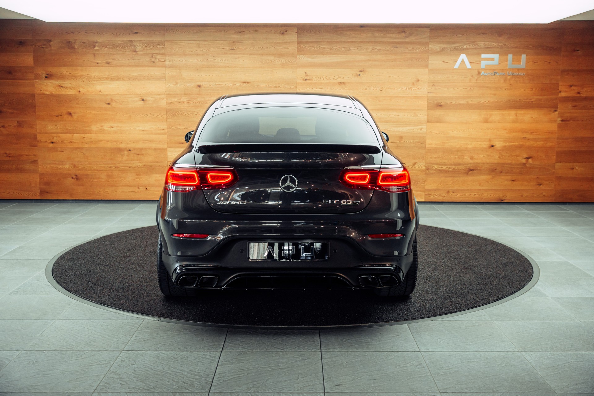 MERCEDES-BENZ GLC Coupé 63 S AMG 4Matic 9G-Tronic-image-17