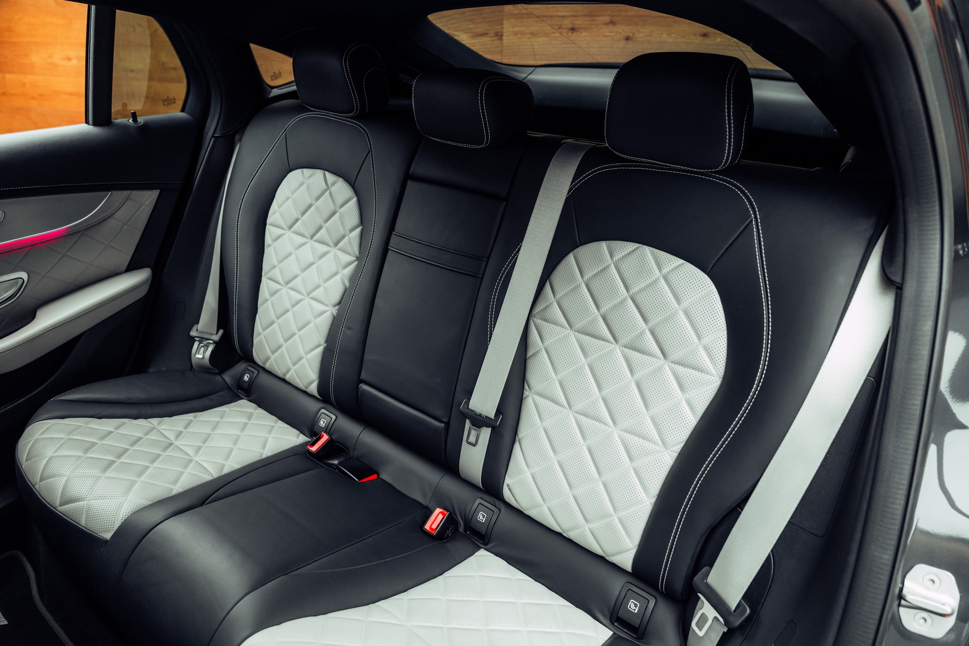 MERCEDES-BENZ GLC Coupé 63 S AMG 4Matic 9G-Tronic-image-8