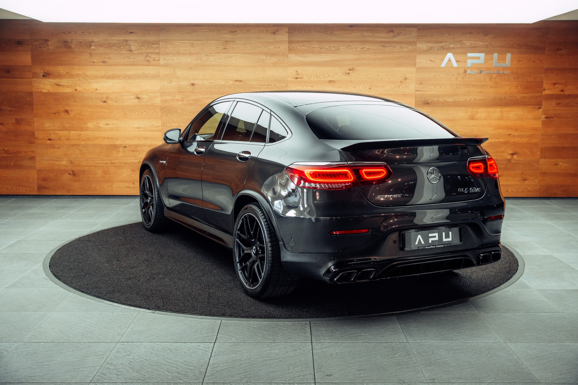 MERCEDES-BENZ GLC Coupé 63 S AMG 4Matic 9G-Tronic-showroom-element-2