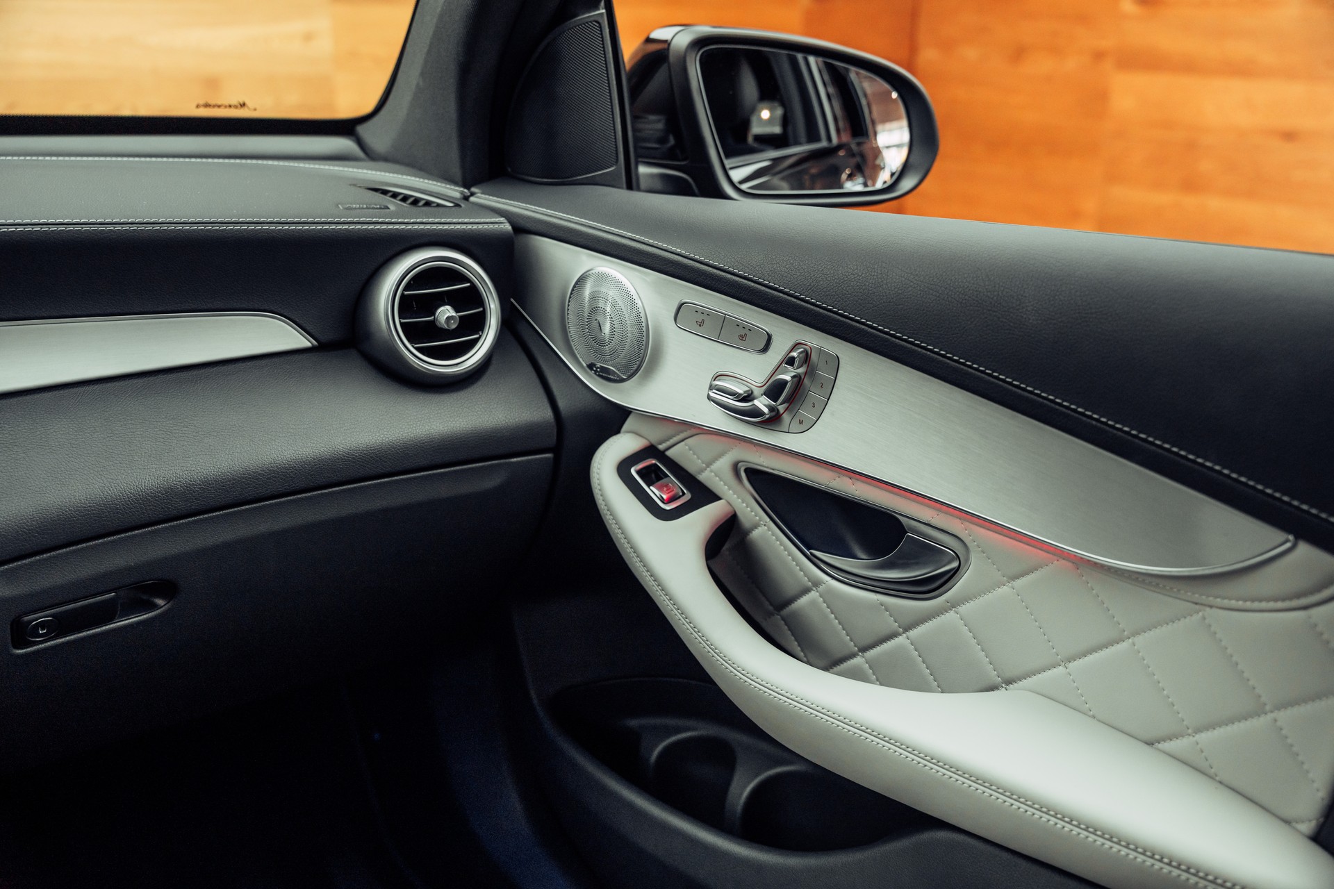 MERCEDES-BENZ GLC Coupé 63 S AMG 4Matic 9G-Tronic-image-11