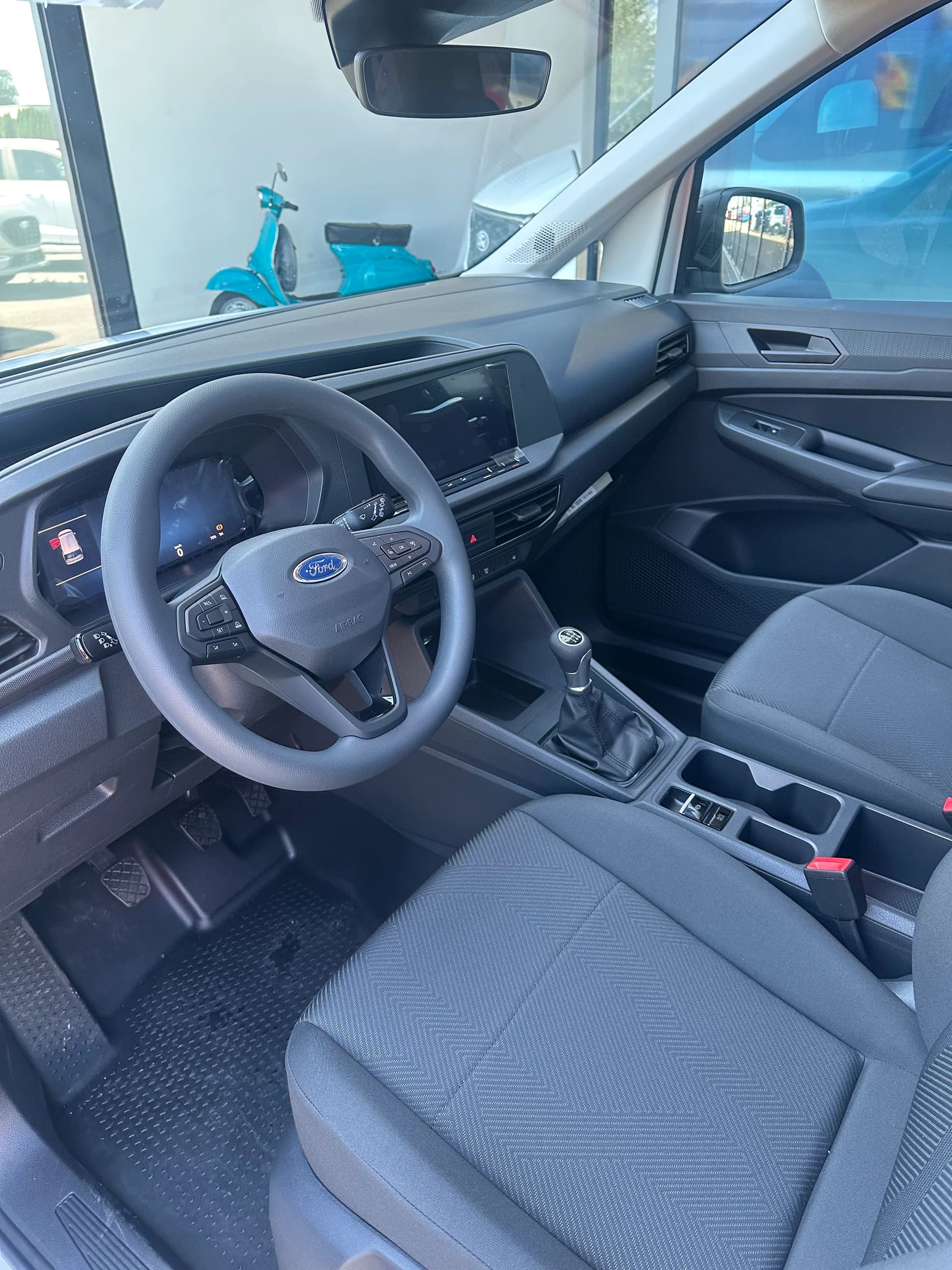 FORD Grand Transit Connect FlexCab Trend/2.0/102CV/Man.-image-9