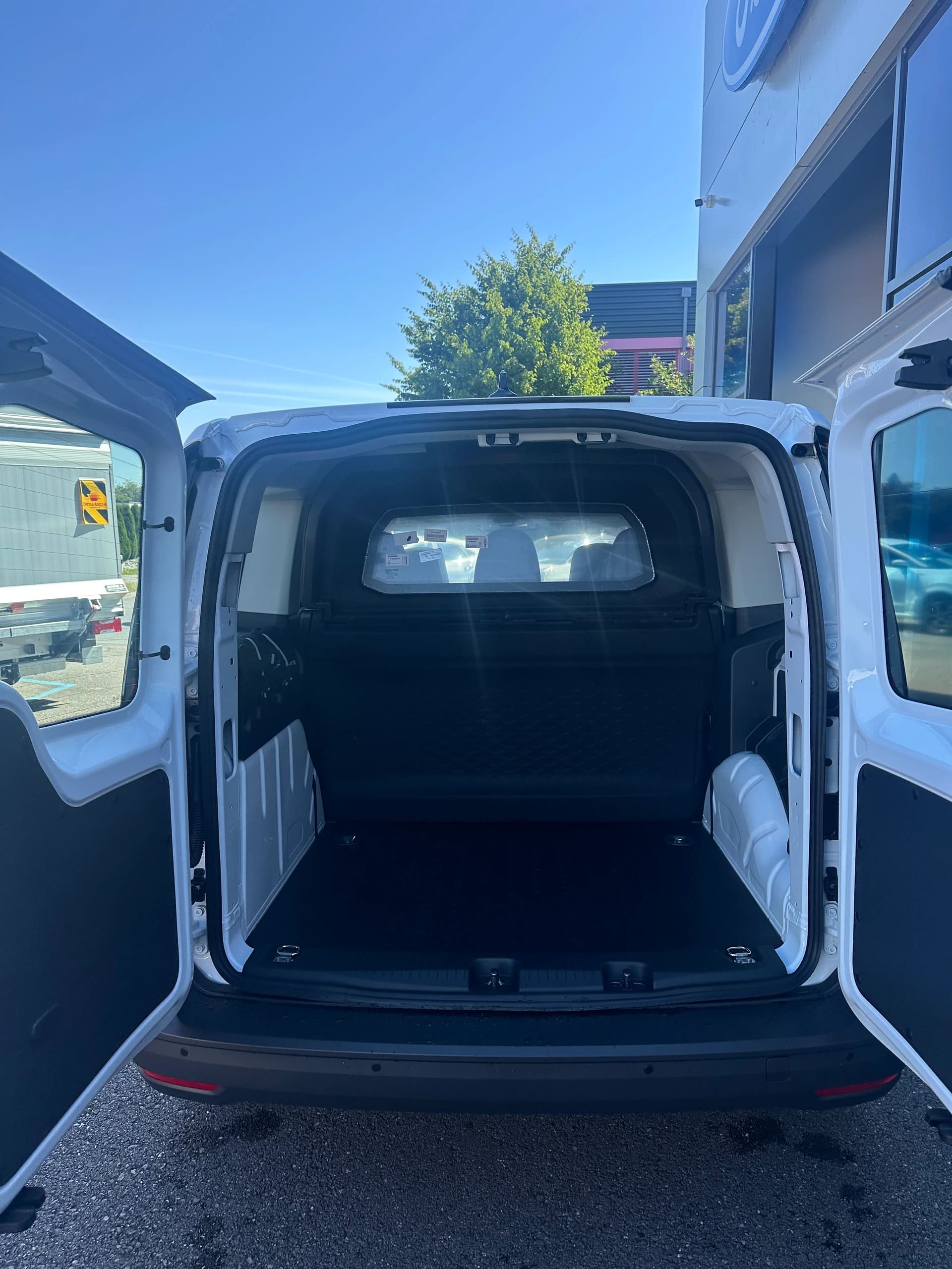 FORD Grand Transit Connect FlexCab Trend/2.0/102CV/Man.-image-5