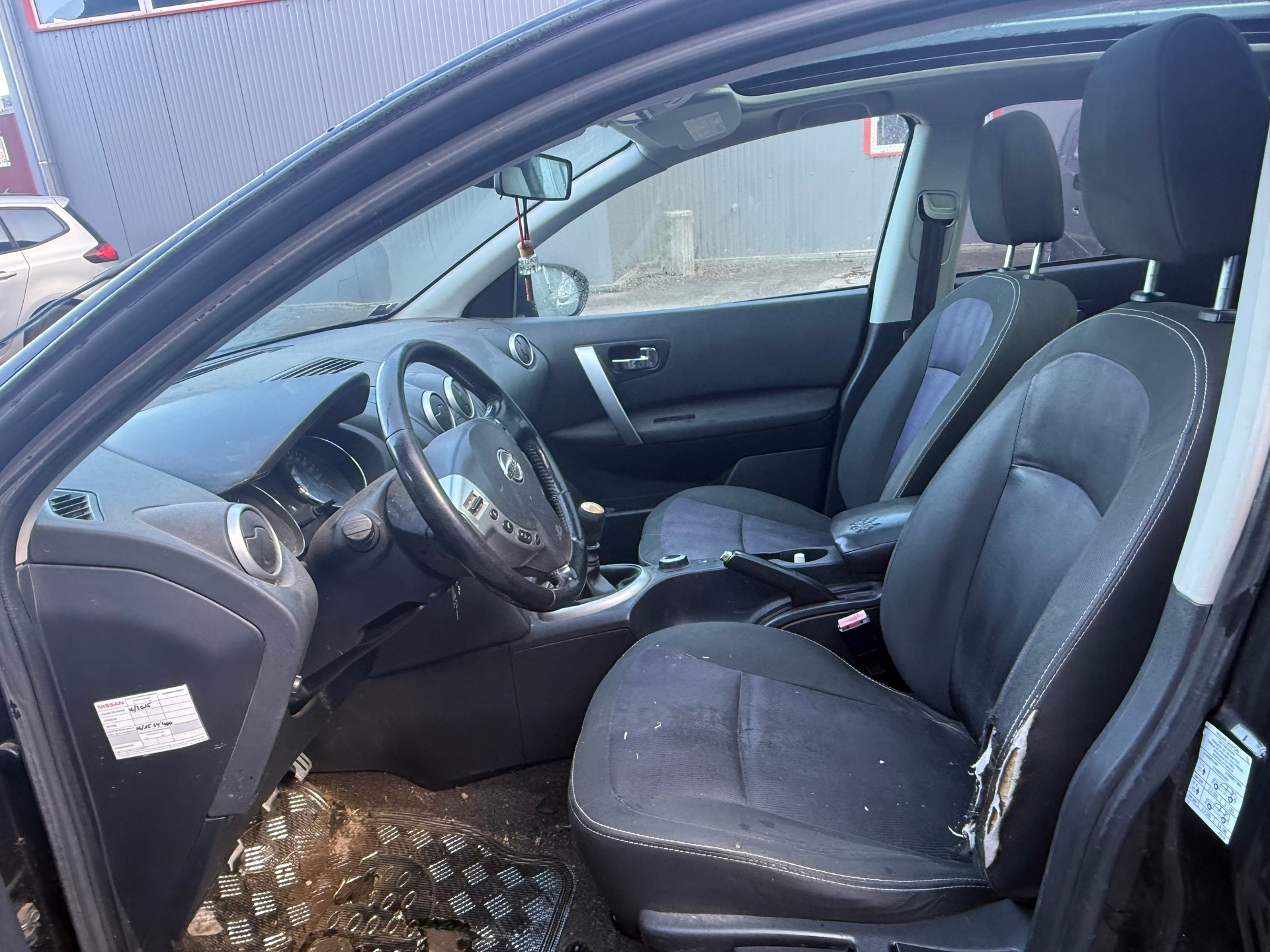 NISSAN Qashqai 2.0 4WD tekna-image-4