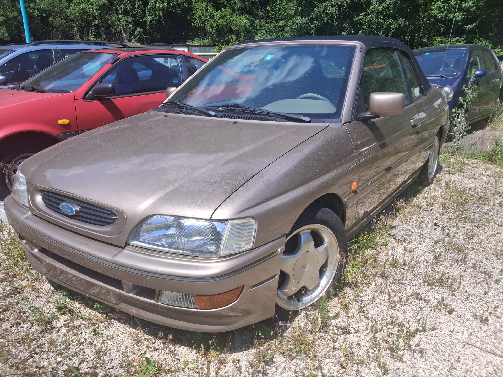FORD Escort 1.8i 16V XR3i