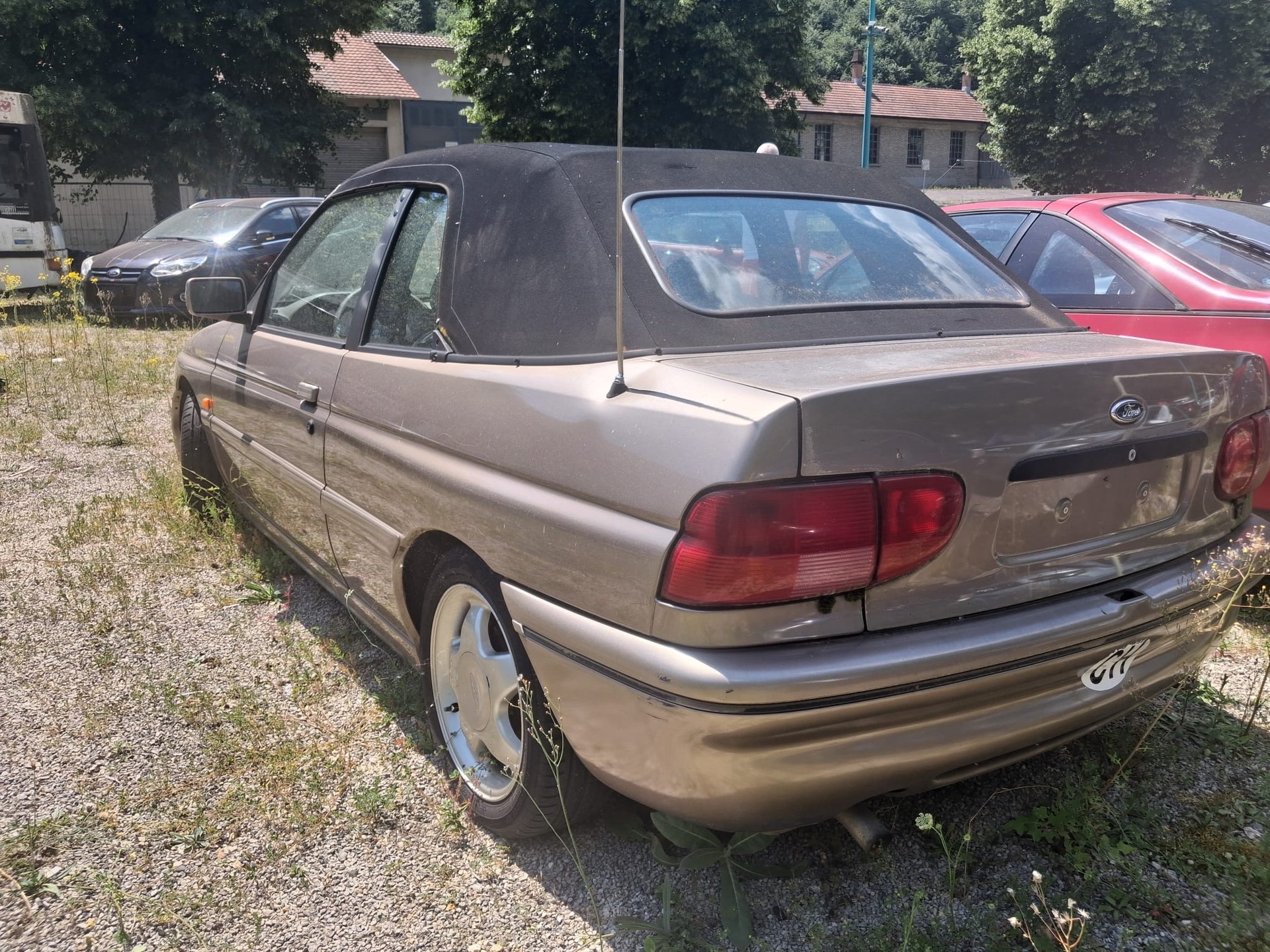 FORD Escort 1.8i 16V XR3i-image-3