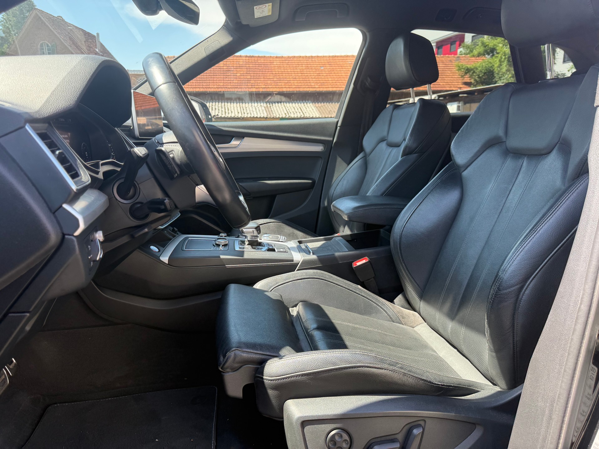 AUDI SQ5 TDI quattro tiptronic-image-4
