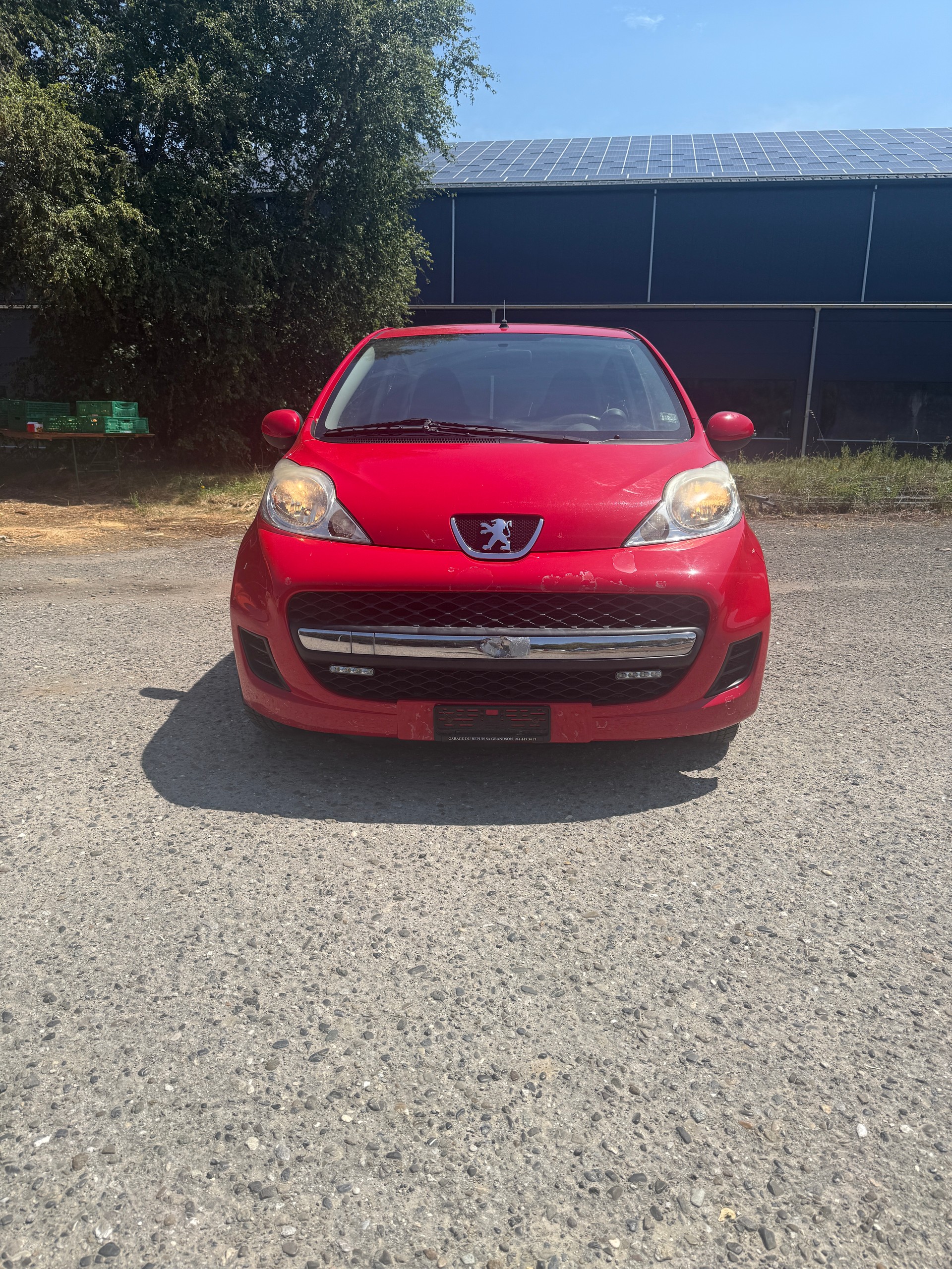 PEUGEOT 107 1.0 Swiss Edition-image-0