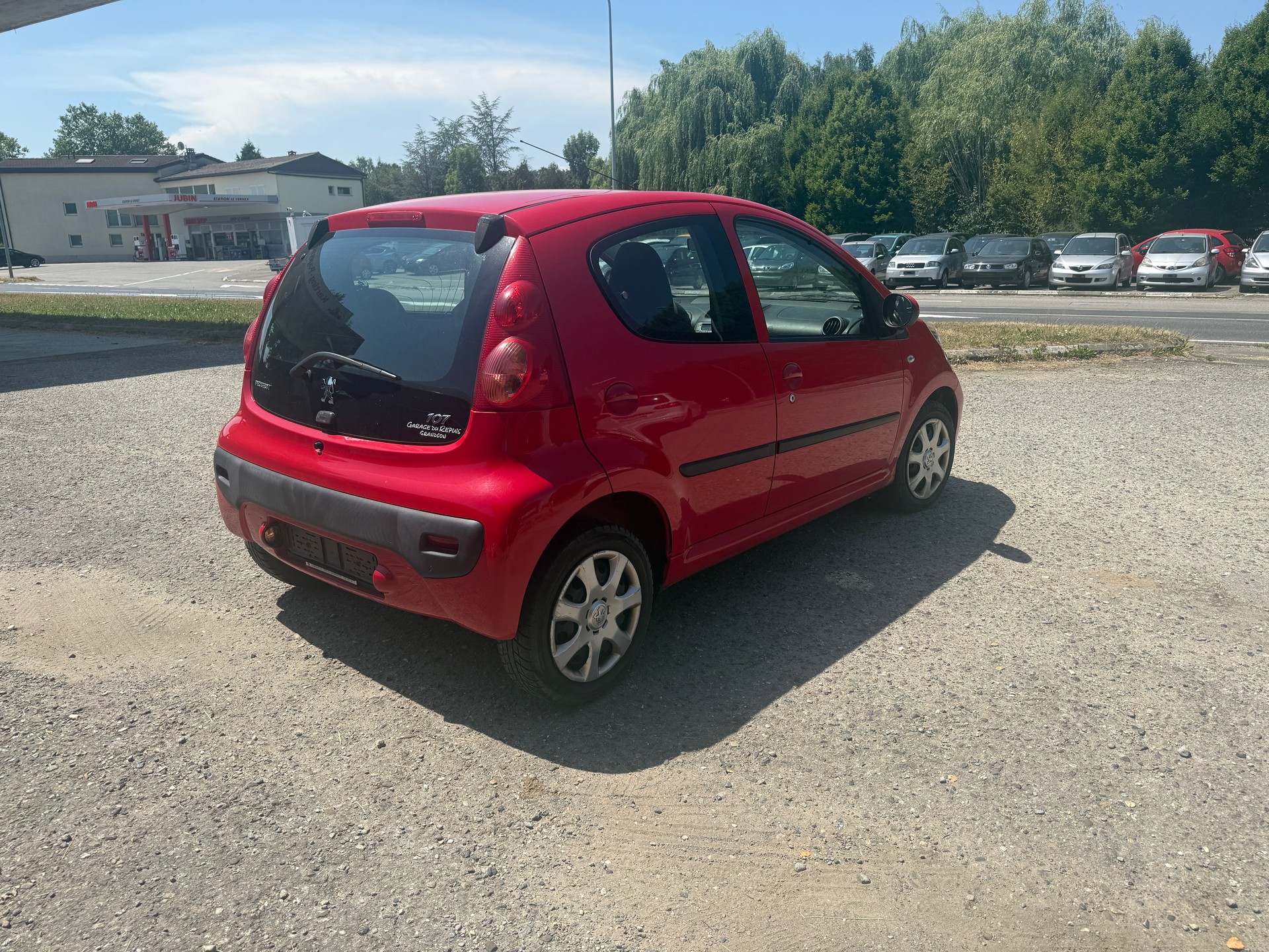 PEUGEOT 107 1.0 Swiss Edition-image-4