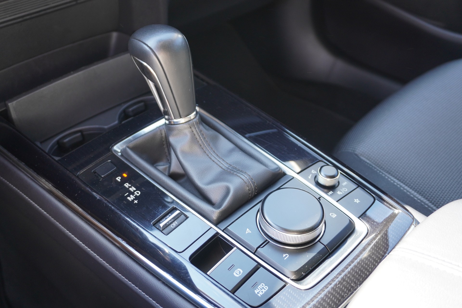 MAZDA CX-30 SKYACTIV-G 150 M Hybrid FWD Ambition Plus Automat-image-14