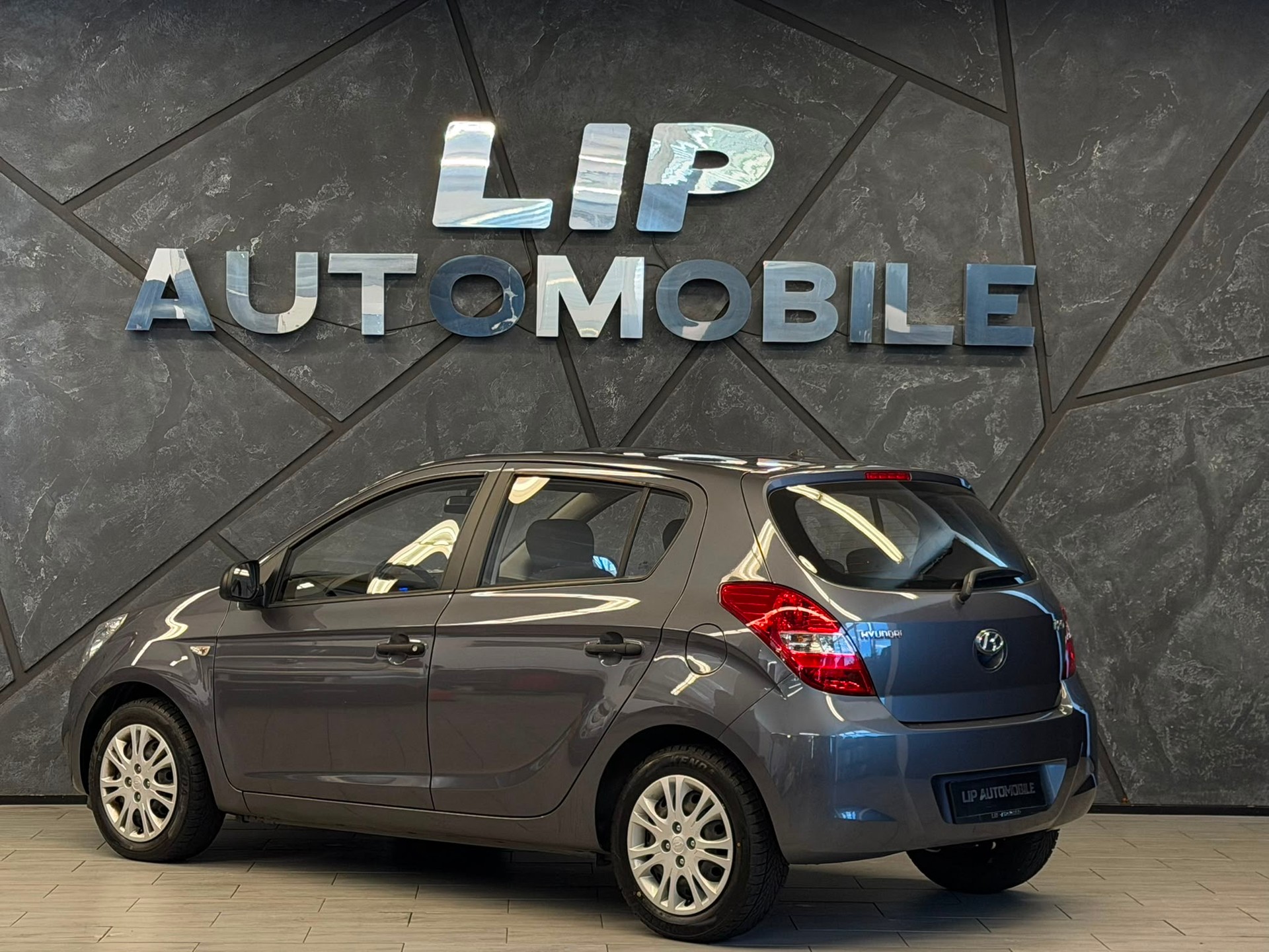 HYUNDAI i20 1.2 Comfort-image-7