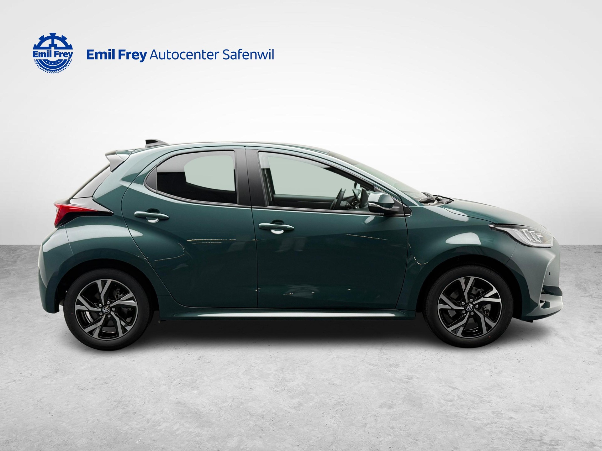 TOYOTA Yaris 1.5 VVT-i HSD Trend-image-5