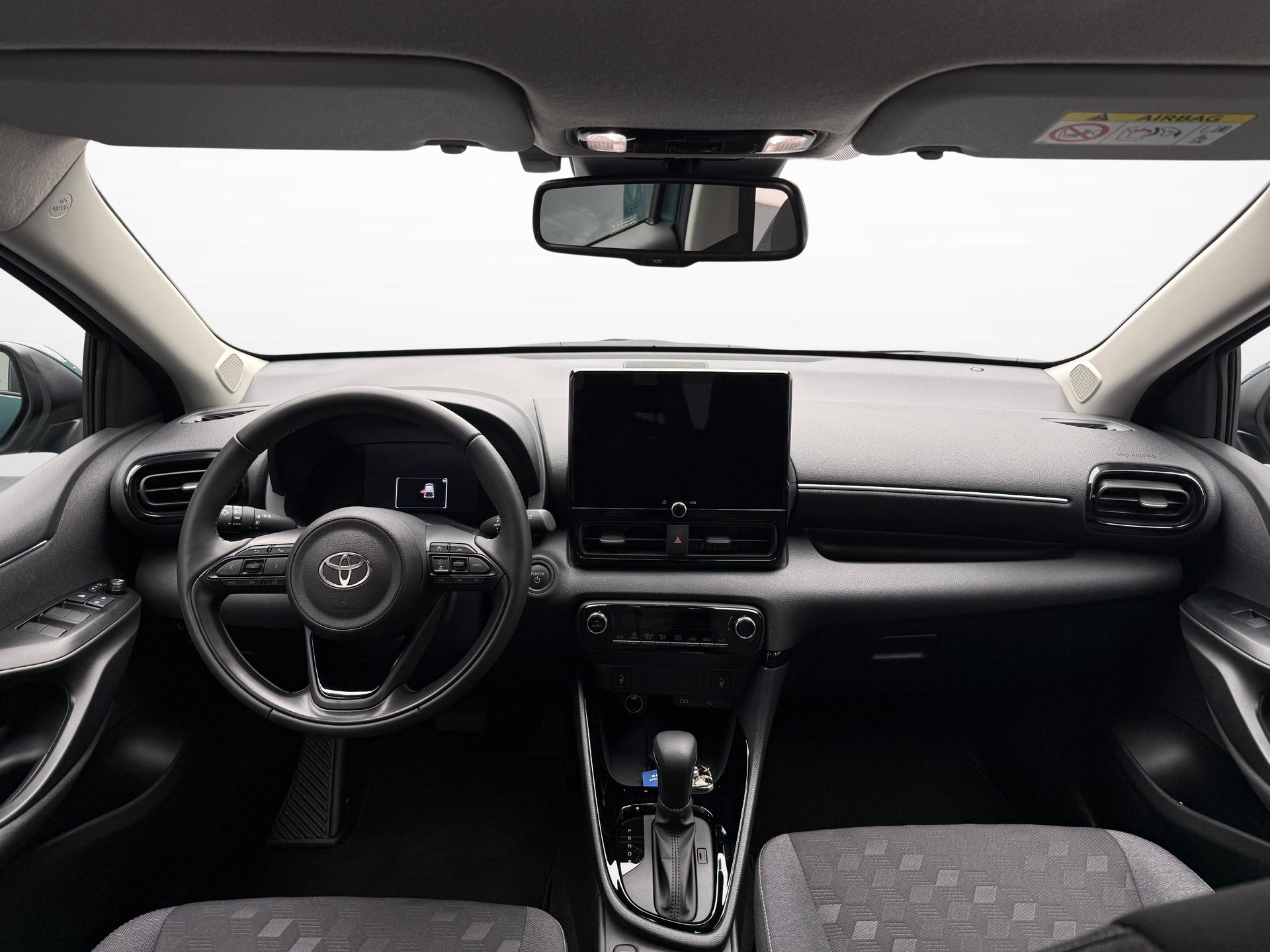 TOYOTA Yaris 1.5 VVT-i HSD Trend-image-8