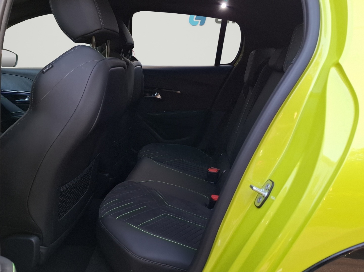 PEUGEOT 208 NEW 1.2 Hybrid 145 GT-image-7