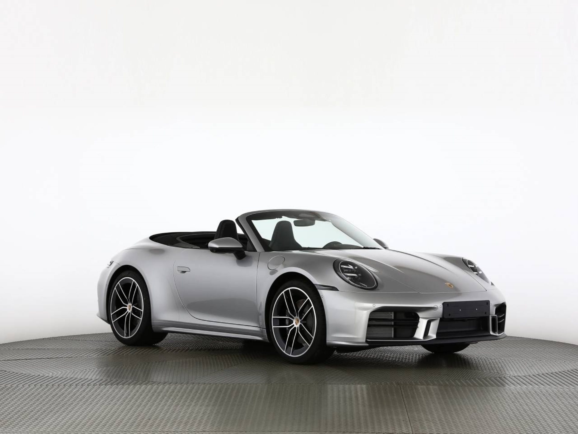 PORSCHE 911 Carrera Cabriolet-image-0