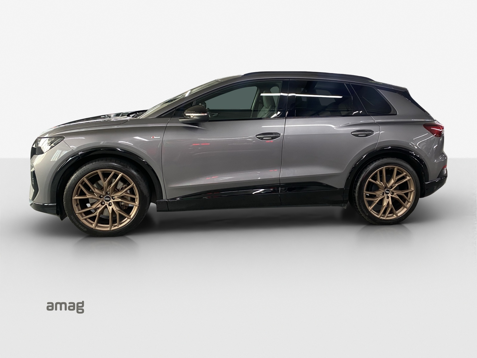 AUDI Q4 e-tron 50 quattro-image-2