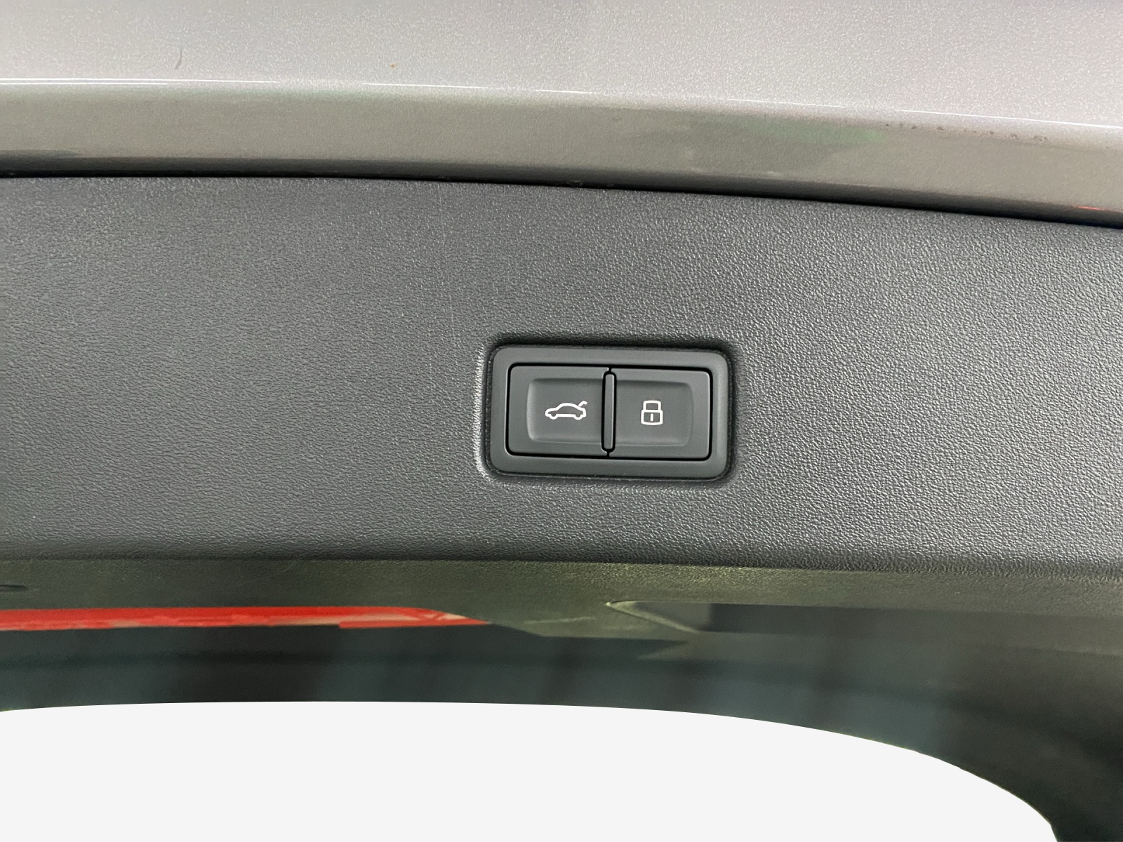 AUDI Q4 e-tron 50 quattro-image-14