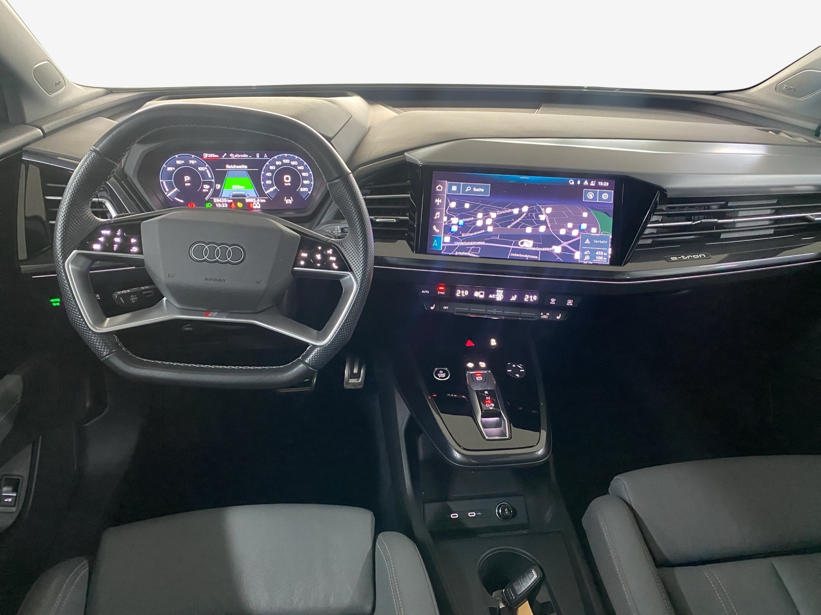 AUDI Q4 e-tron 50 quattro-image-9