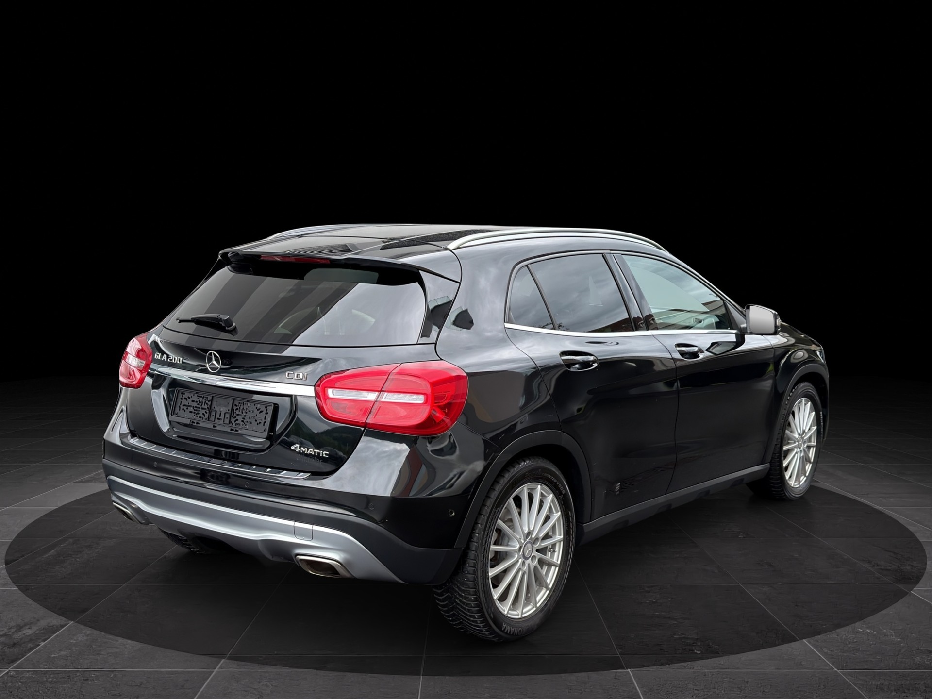 MERCEDES-BENZ GLA 200 CDI Swiss Star Edition 4Matic 7G-DCT-image-1