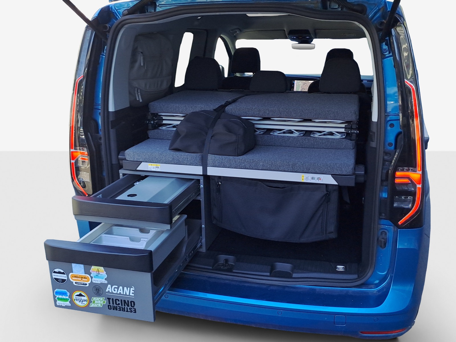 VW Caddy 2.0 TDI California Spirit DSG-image-14