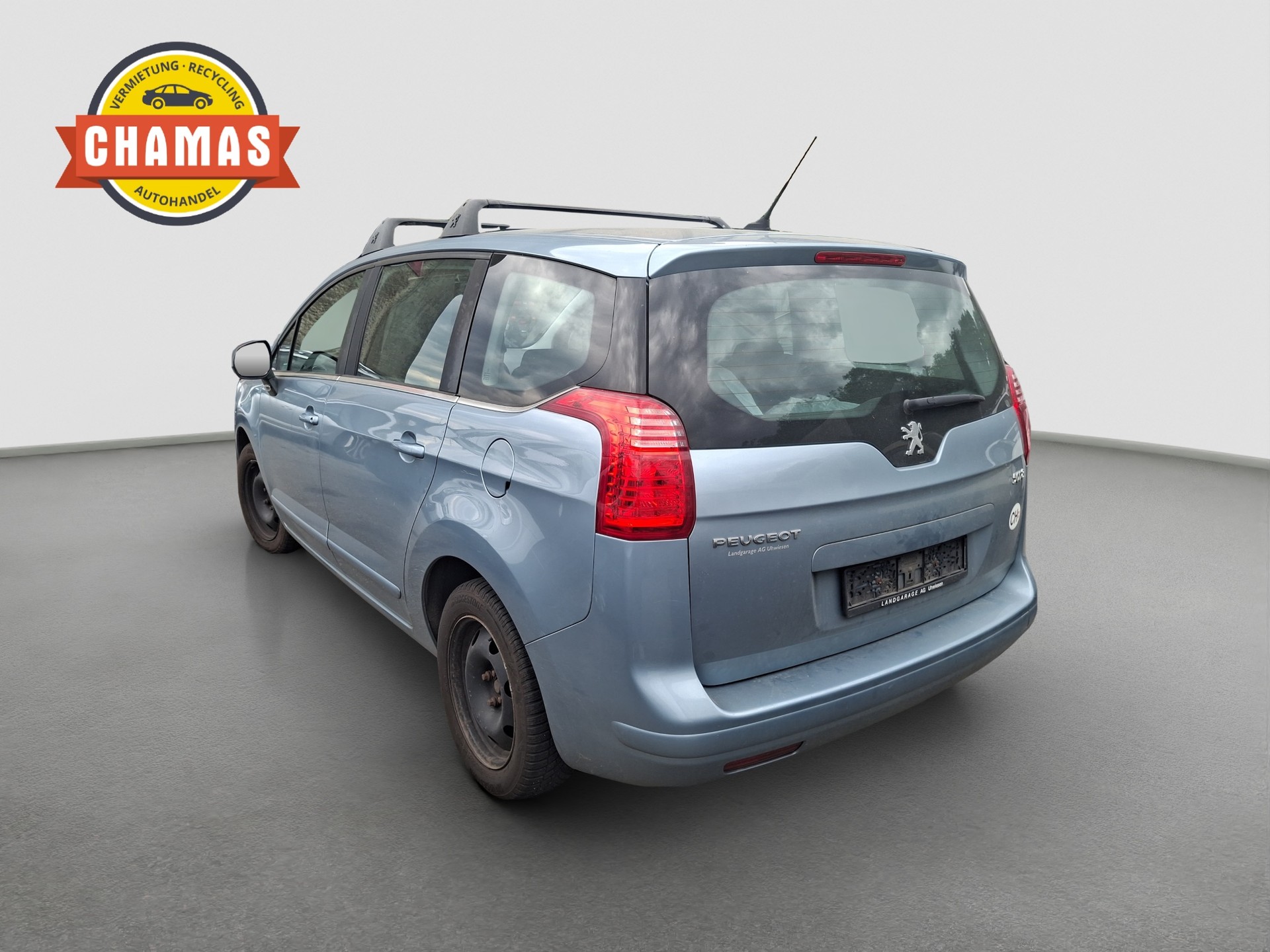 PEUGEOT 5008 1.6 16V T Sport Pack-image-3