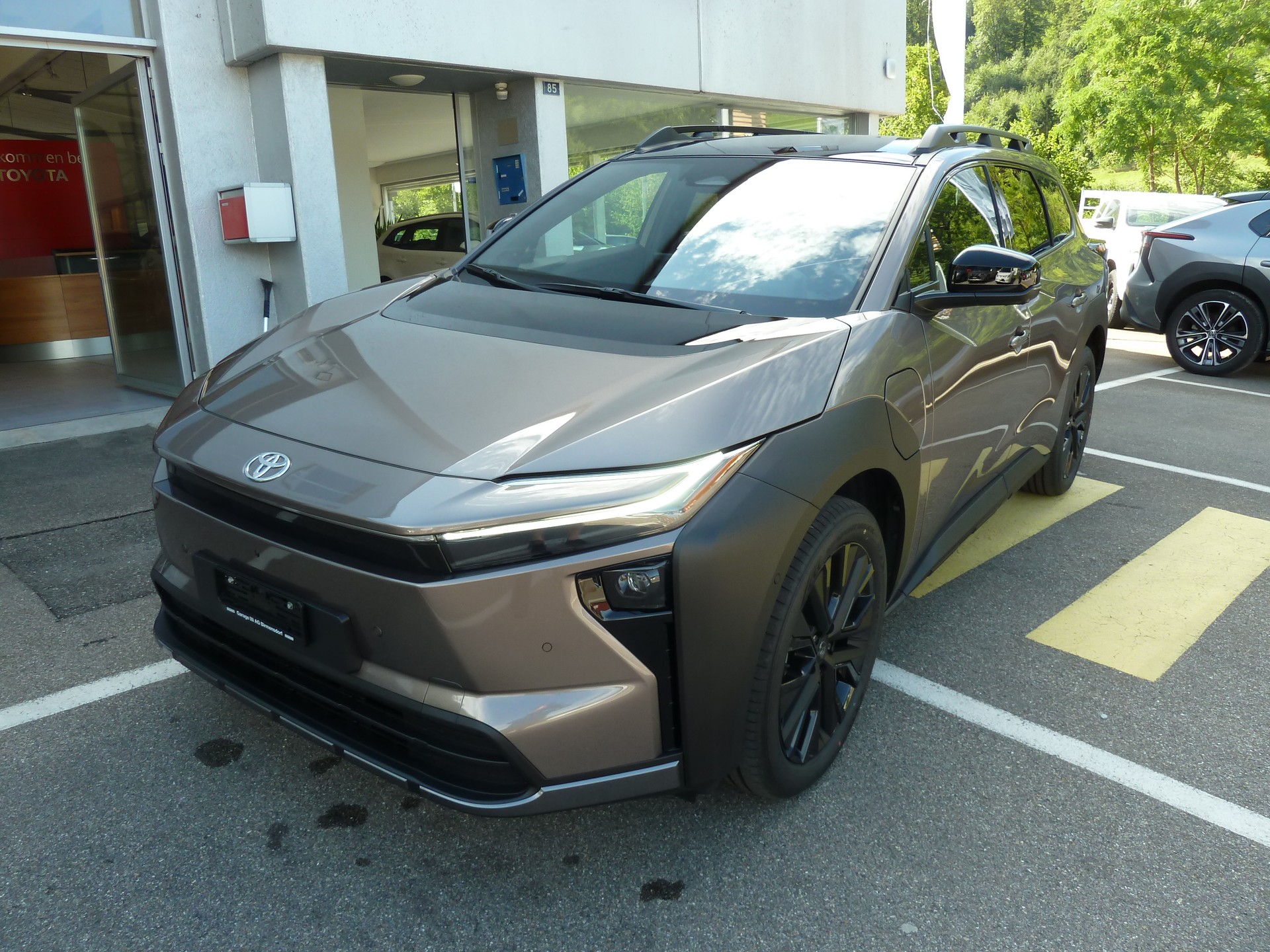 TOYOTA BZ4X TOURING Prmium AWD (4x4)-image-0