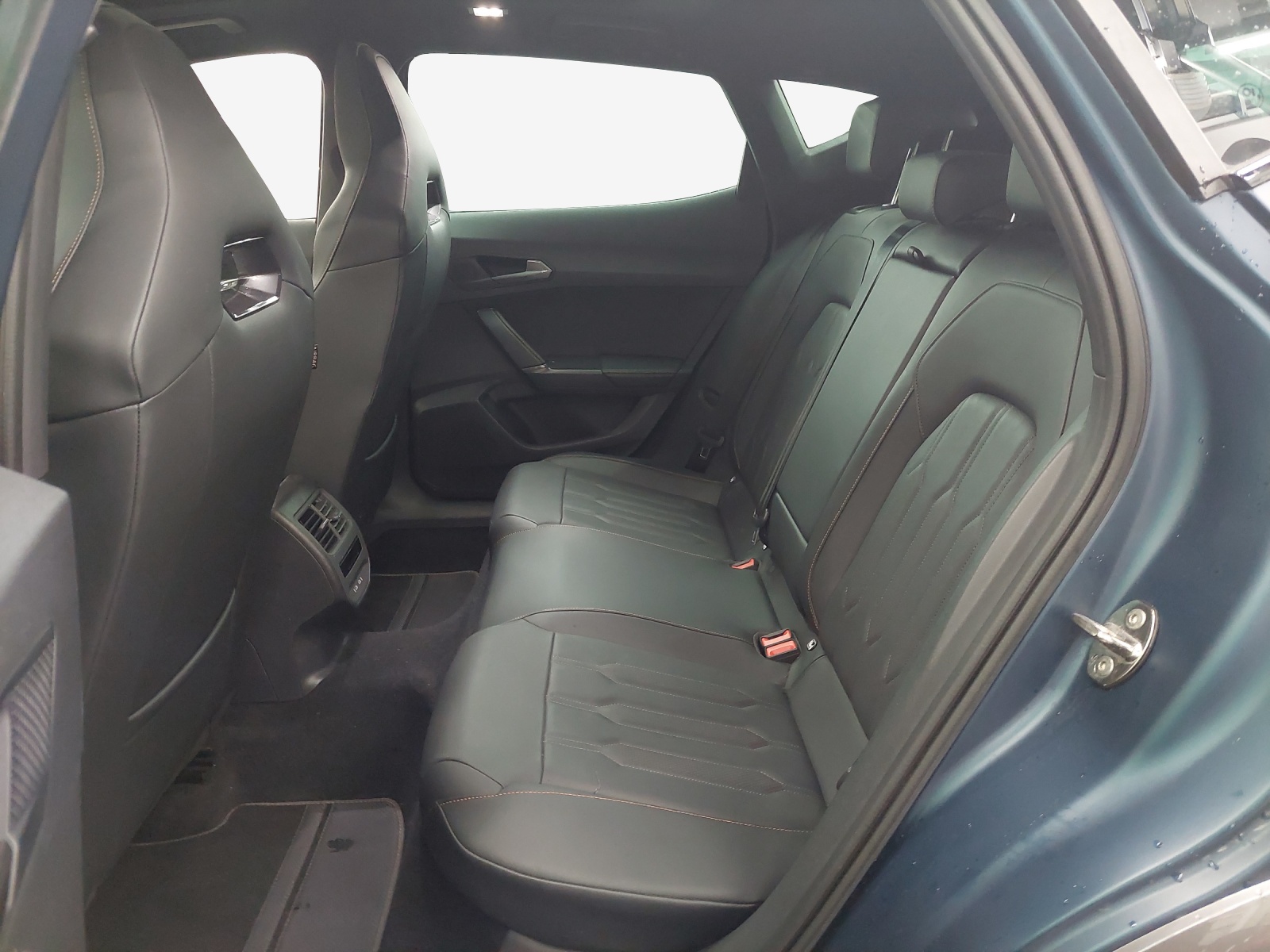 CUPRA Formentor 1.4 e-HYBRID pHEV VZ DSG-image-11