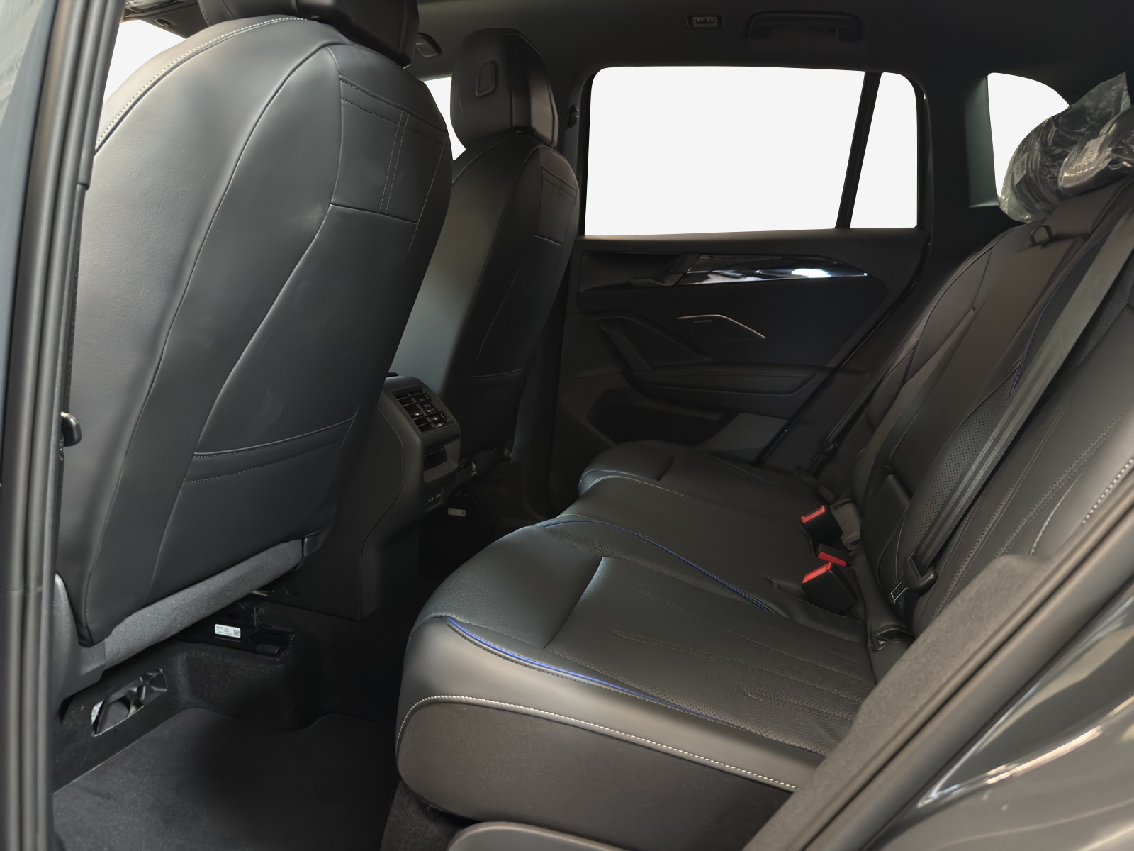 VW Tiguan 2.0 TSI DSG R-Line Plus 4Motion-image-8