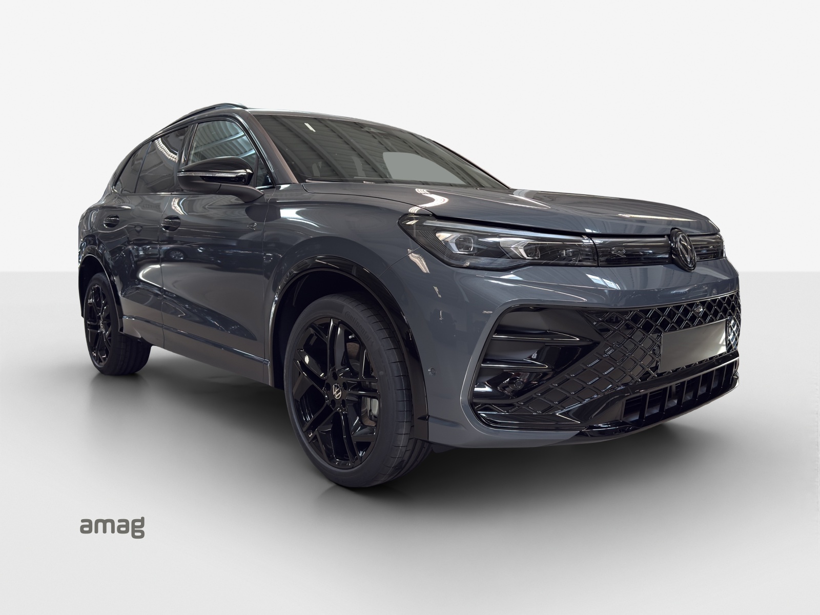 VW Tiguan 2.0 TSI DSG R-Line Plus 4Motion-image-5