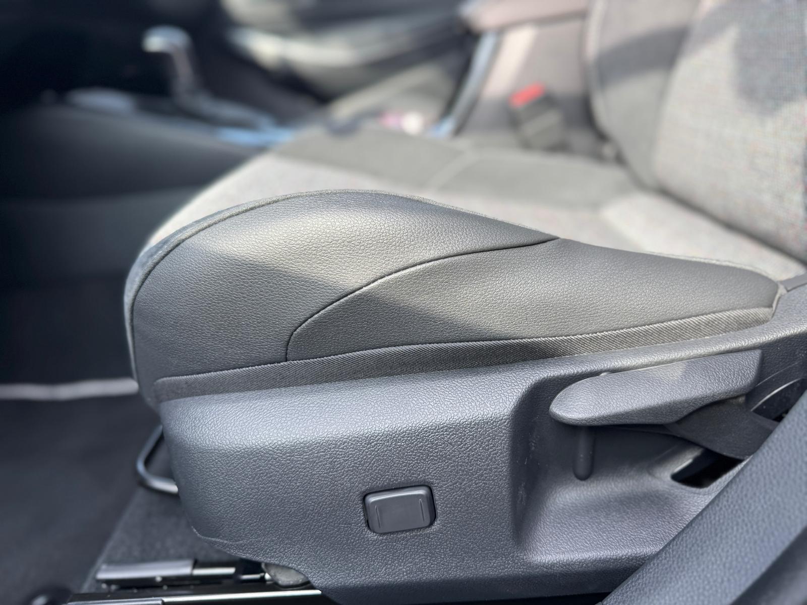TOYOTA Corolla Touring Sports 1.8 HSD Trend e-CVT-image-8