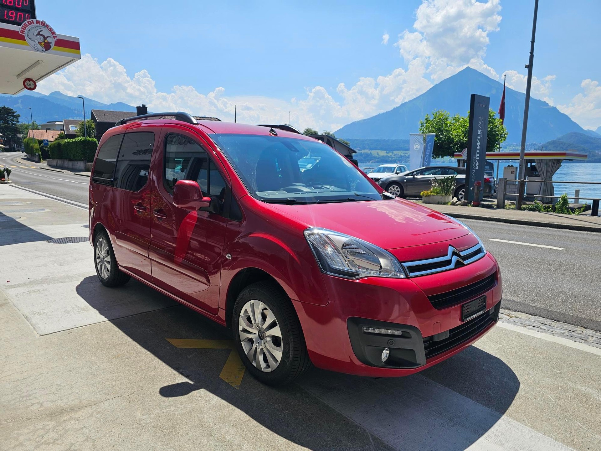 CITROEN Berlingo 1.6i BlueHDi Shine ETG-image-2