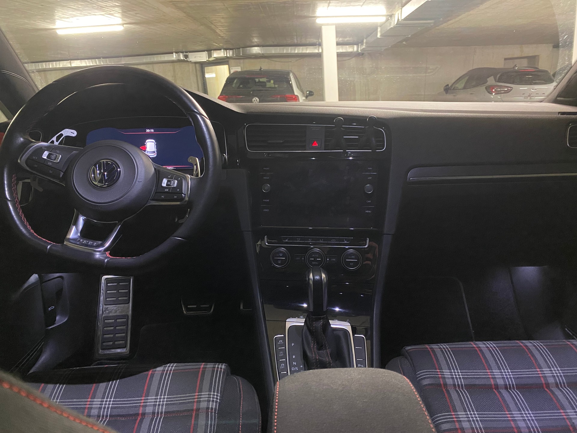 VW 2.0 TSI GTI DSG-image-4