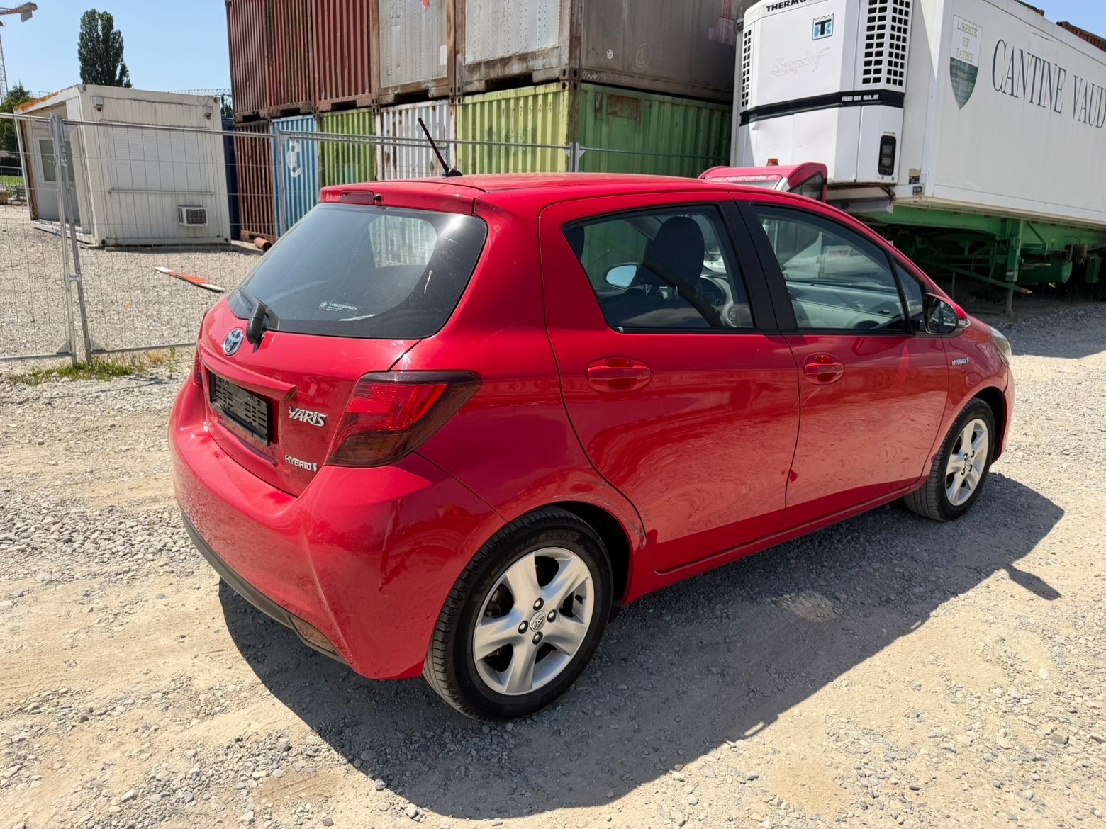 TOYOTA Yaris 1.5 VVT-i Hybrid Luna e-CVT-image-6