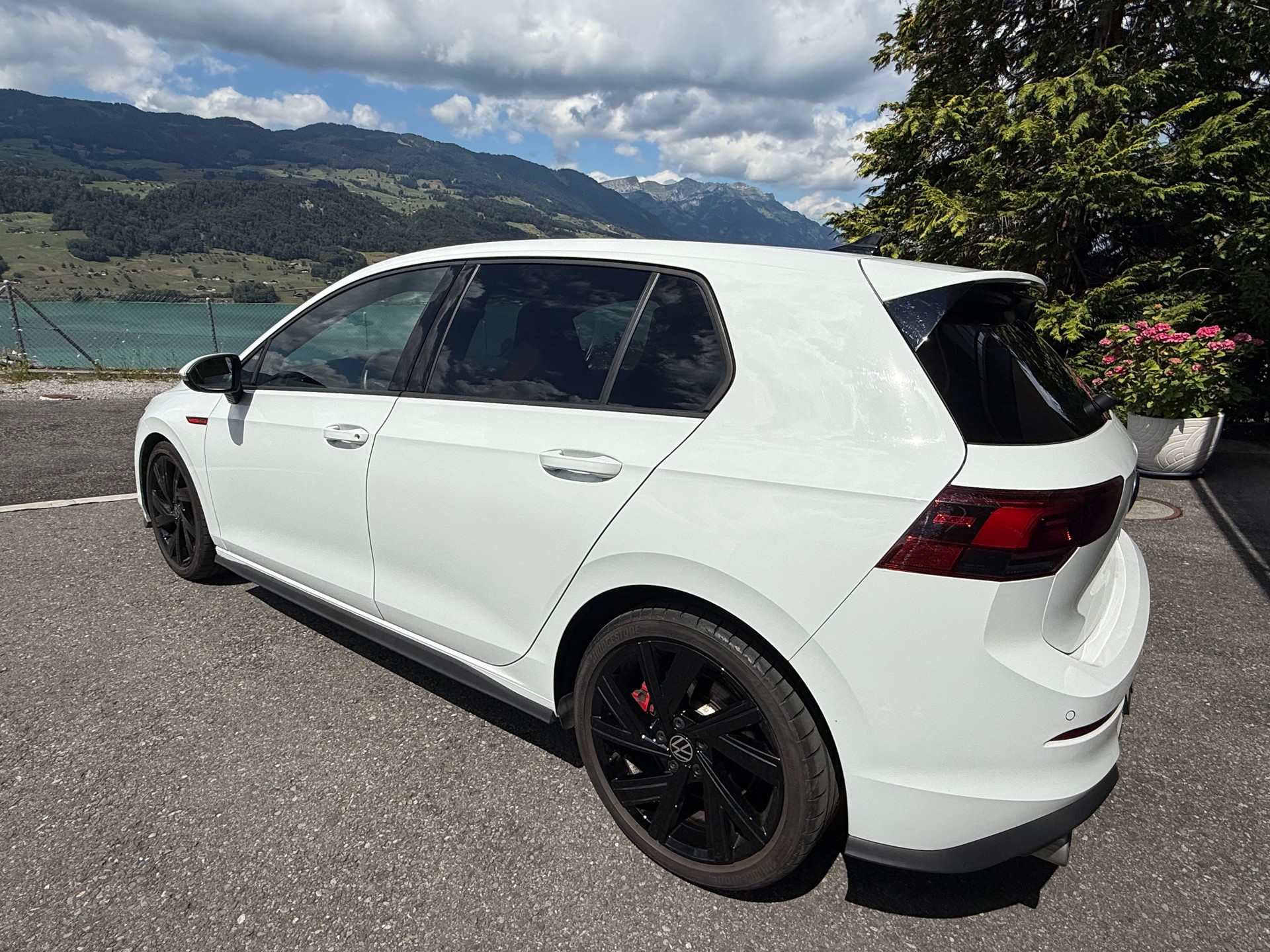 VW Golf 2.0 TSI GTI DSG-image-2