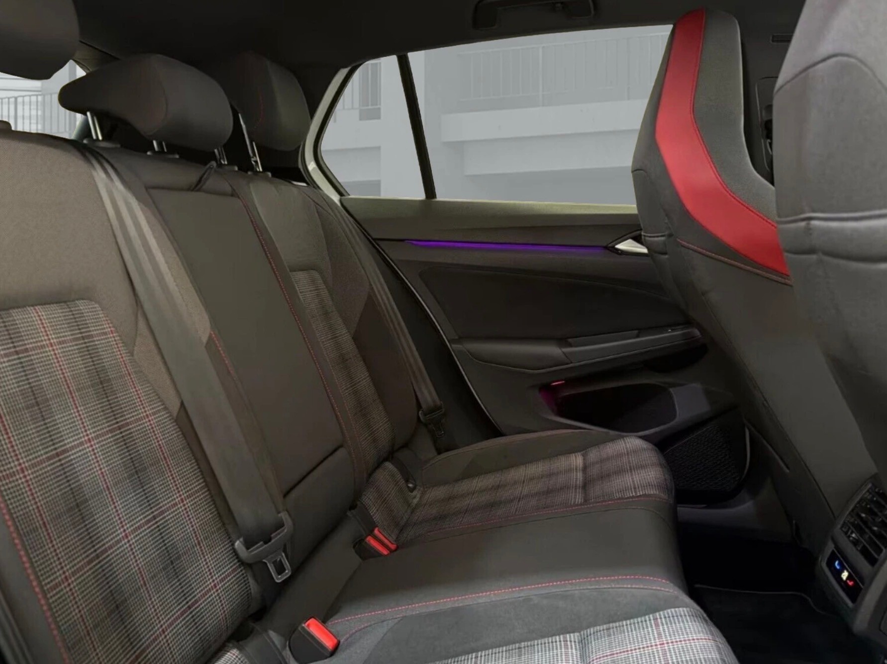 VW Golf 2.0 TSI GTI DSG-image-10