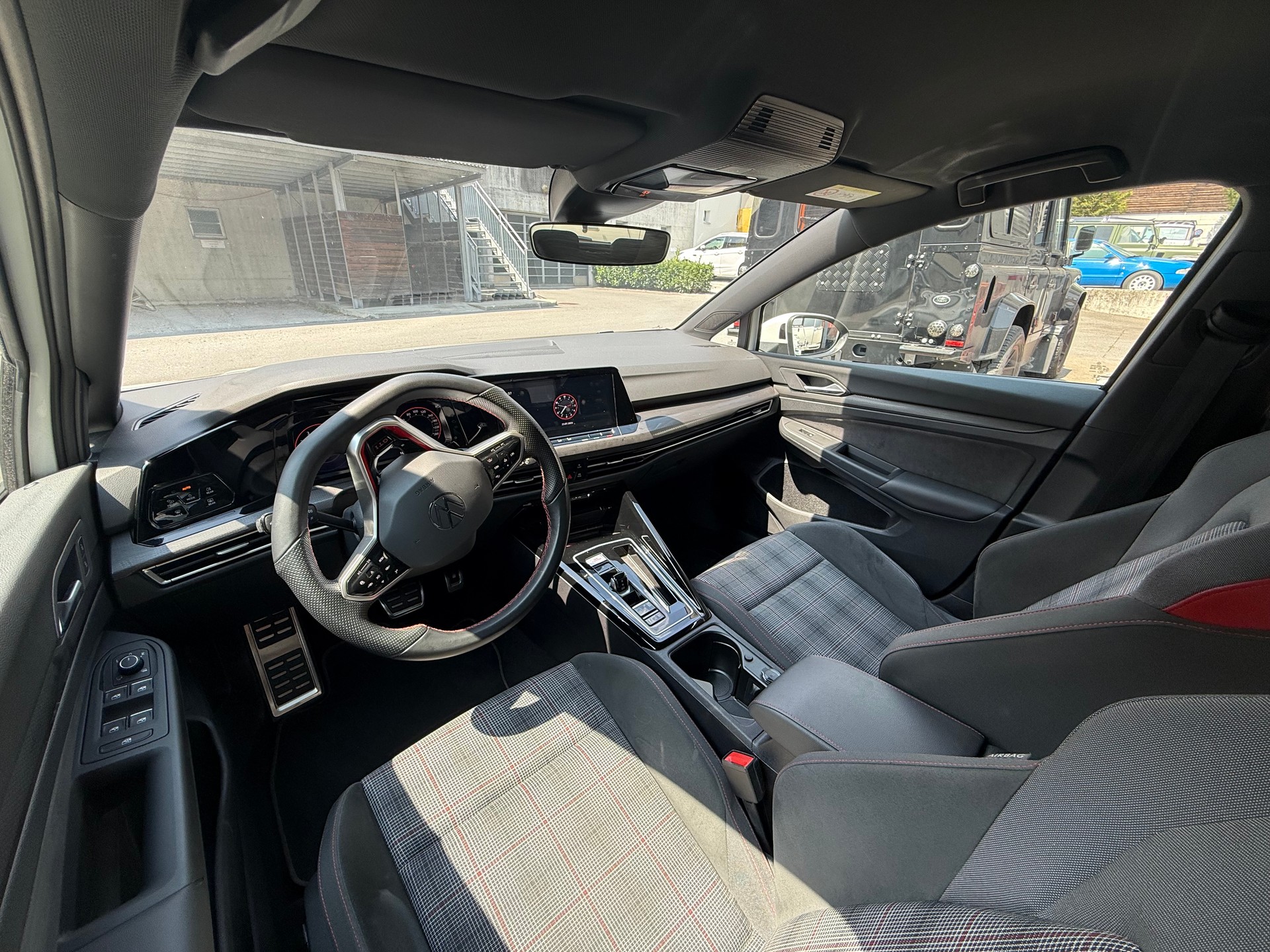 VW Golf 2.0 TSI GTI DSG-image-9