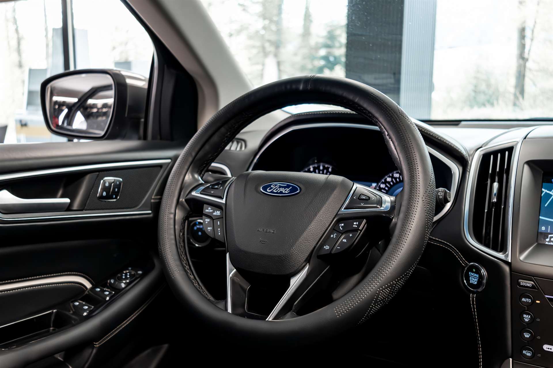 FORD Edge 2.0 TDCi Vignale 4WD PowerShift-image-7