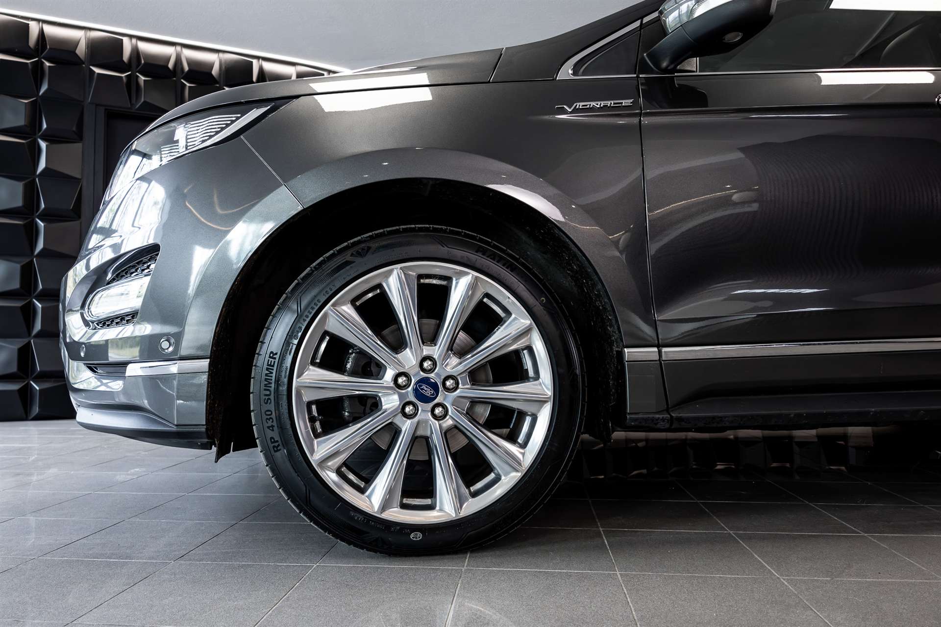 FORD Edge 2.0 TDCi Vignale 4WD PowerShift-image-28