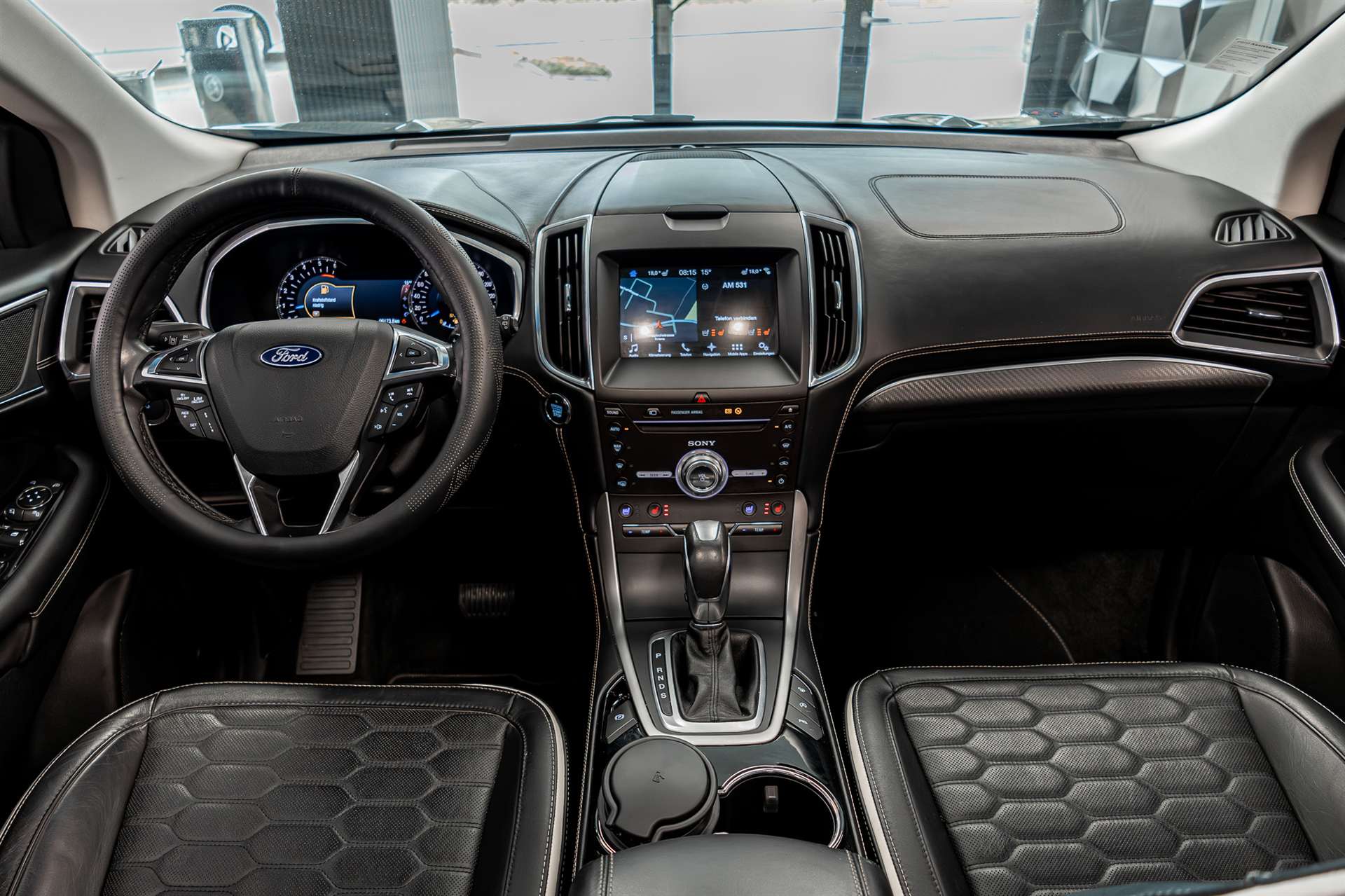 FORD Edge 2.0 TDCi Vignale 4WD PowerShift-image-5