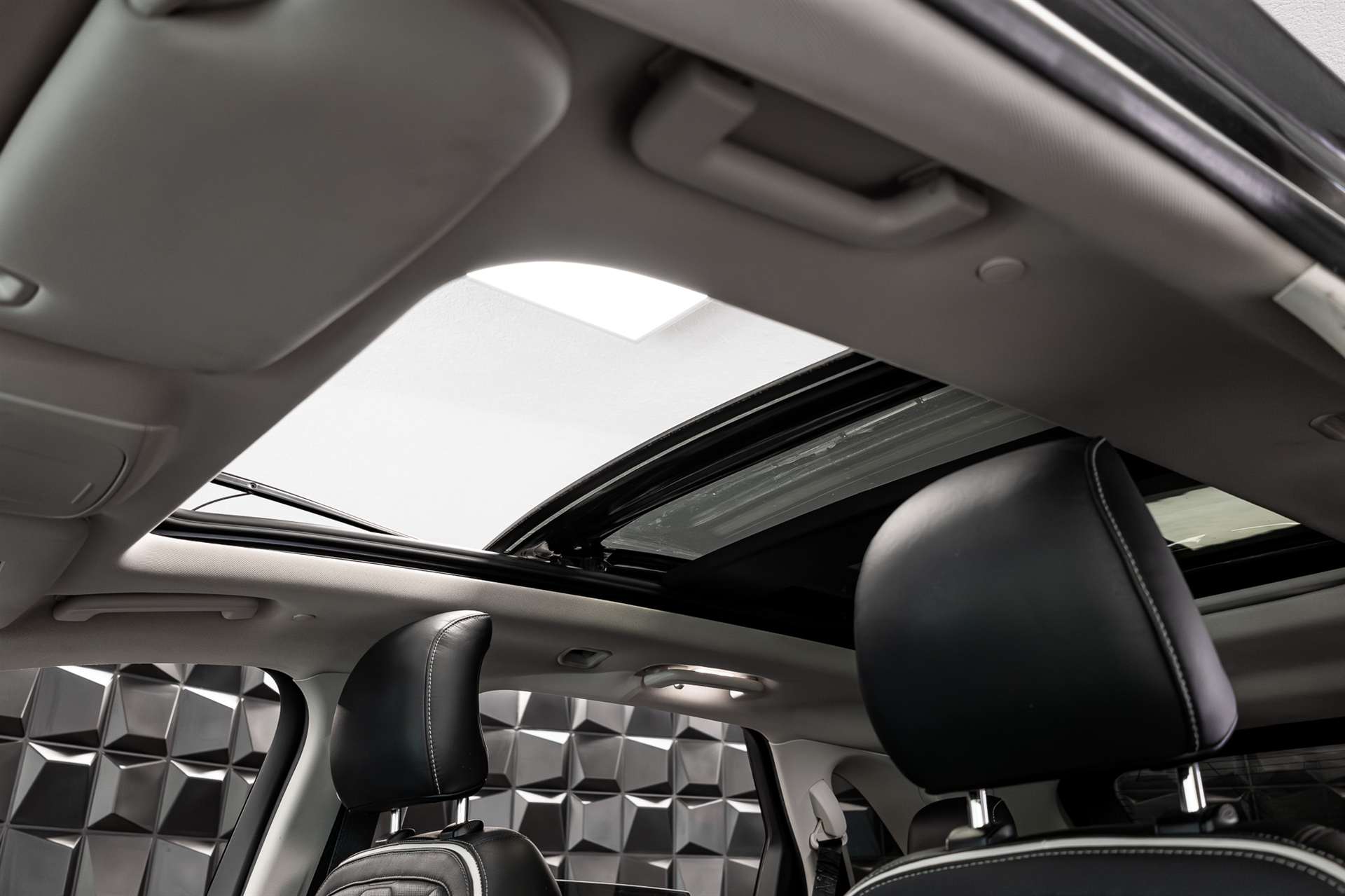 FORD Edge 2.0 TDCi Vignale 4WD PowerShift-image-14