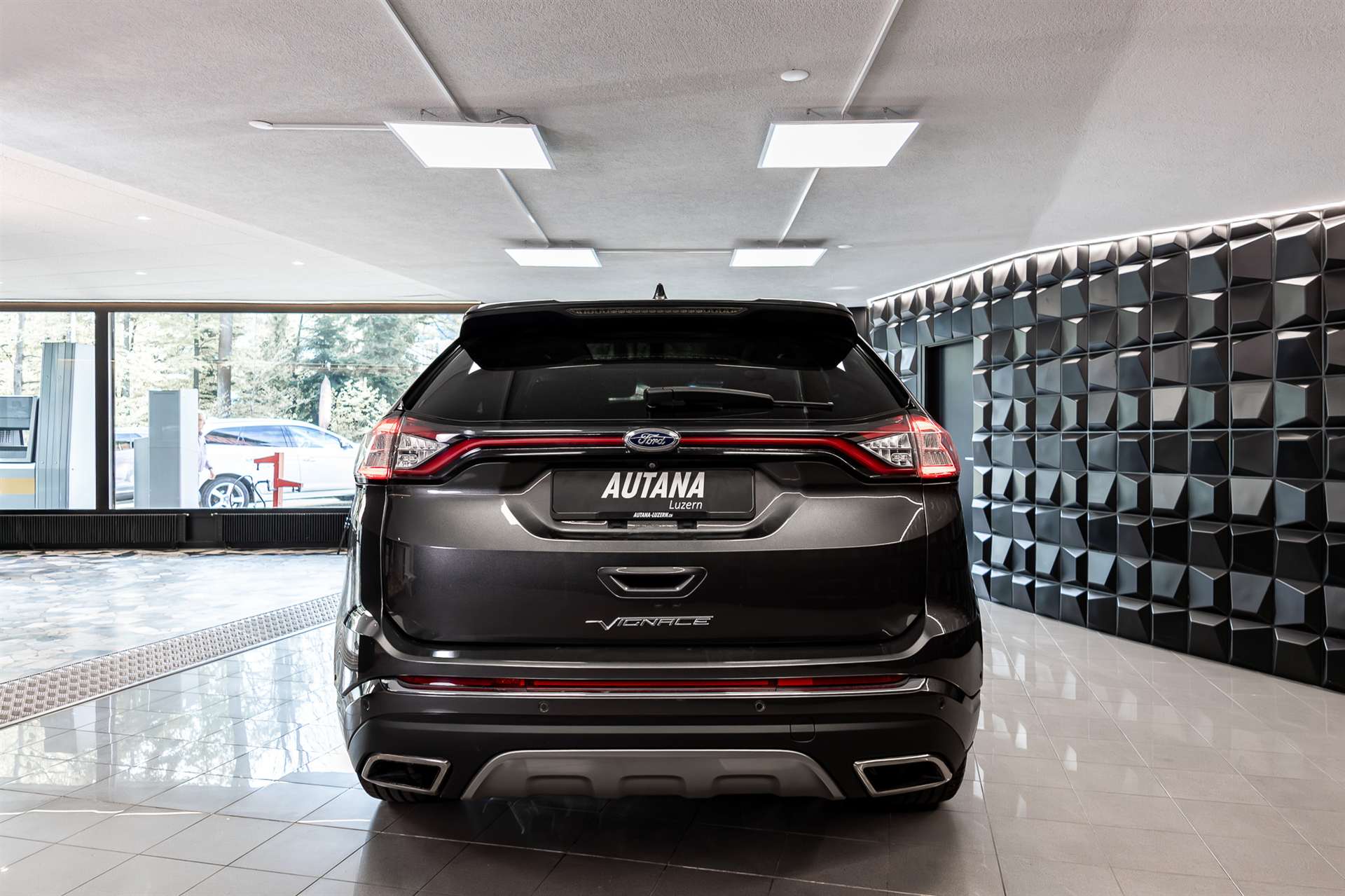 FORD Edge 2.0 TDCi Vignale 4WD PowerShift-image-4
