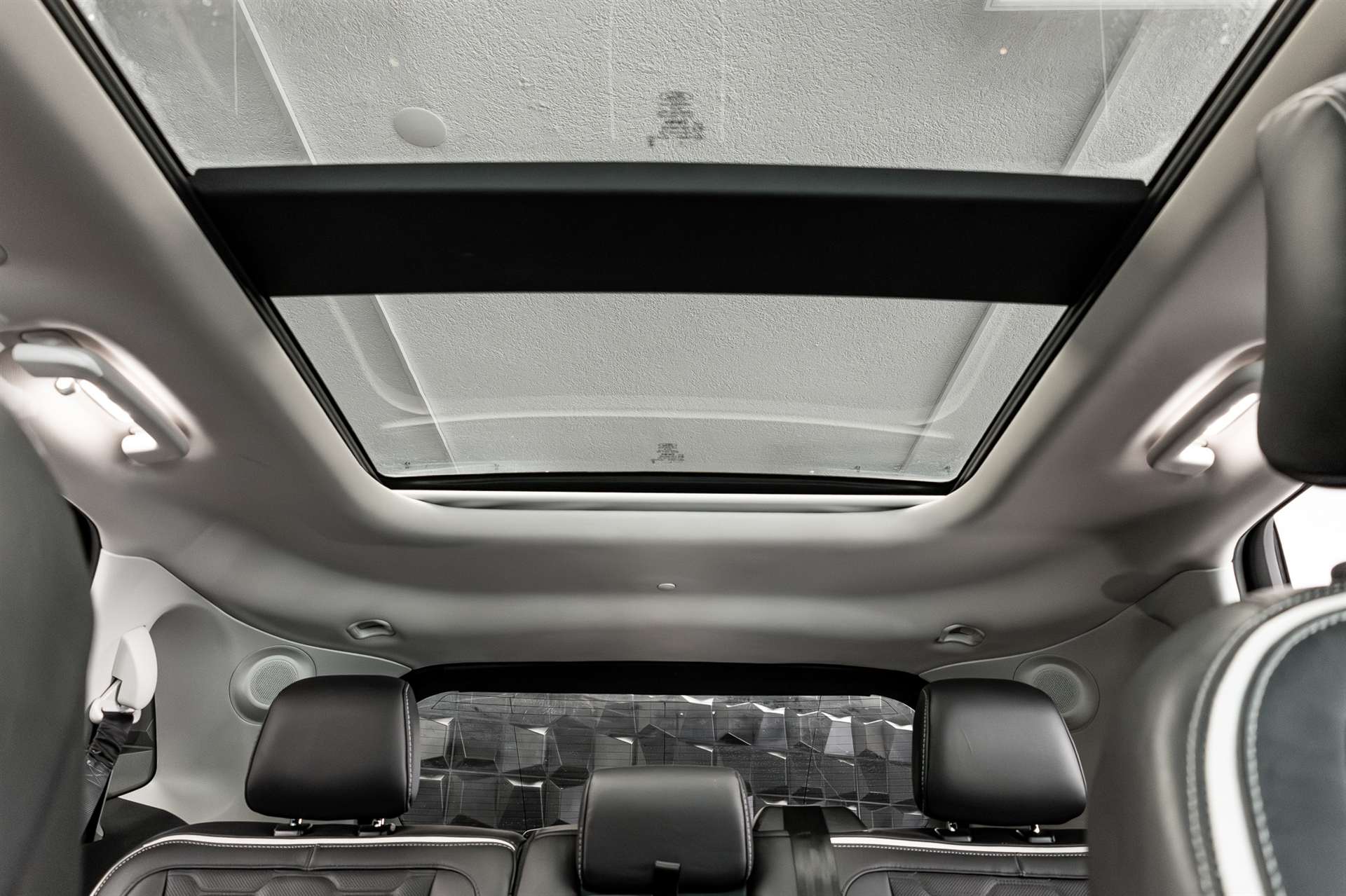 FORD Edge 2.0 TDCi Vignale 4WD PowerShift-image-15
