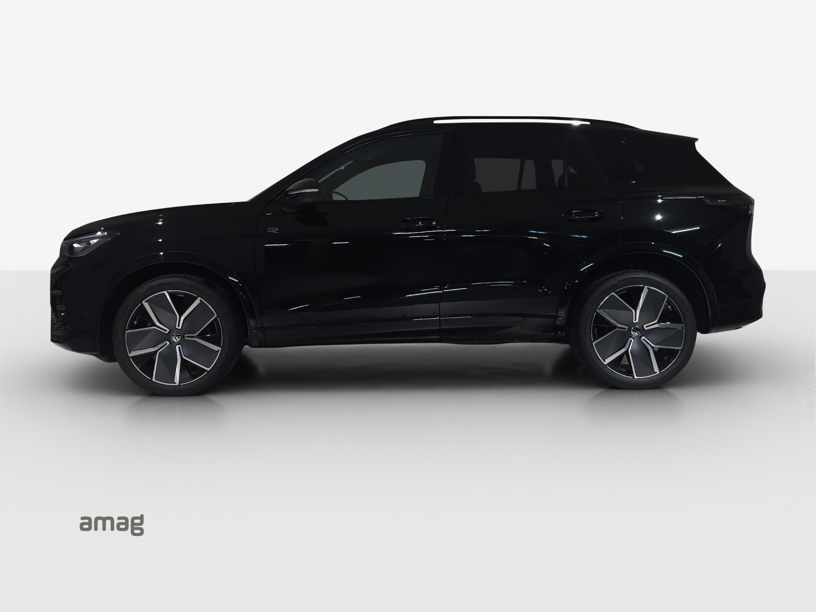 VW Tiguan 2.0 TSI DSG R-Line 4Motion-showroom-element-1