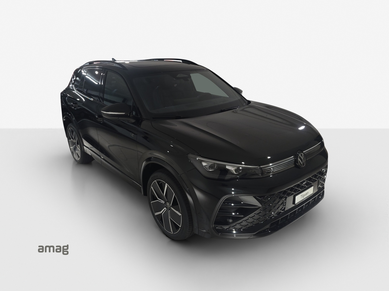 VW Tiguan 2.0 TSI DSG R-Line 4Motion-image-13