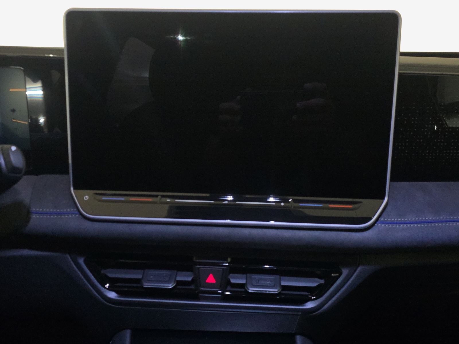 VW Tiguan 2.0 TSI DSG R-Line 4Motion-image-10